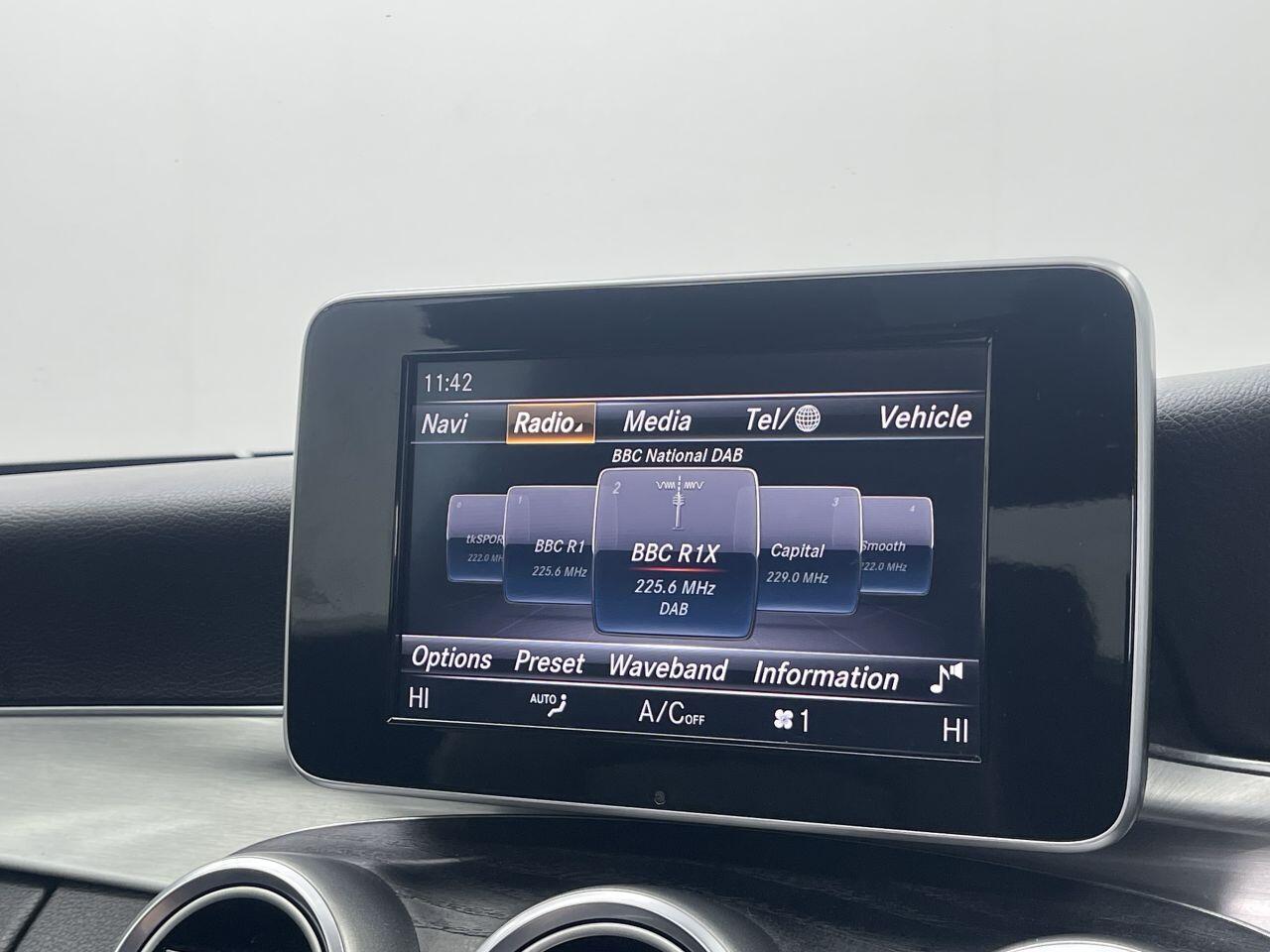 Mercedes C-Class - Image 9