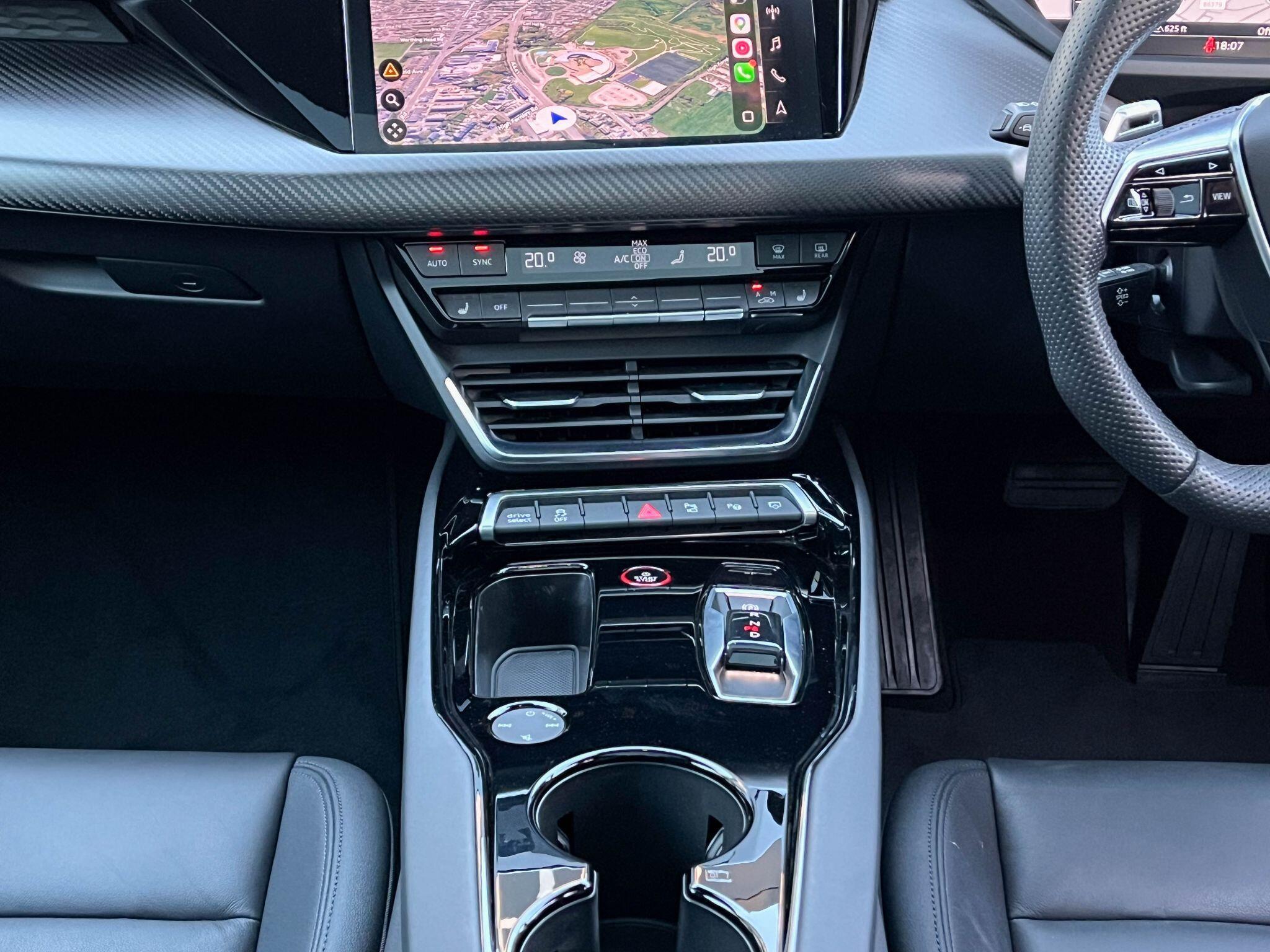 Audi E-Tron GT - Image 11