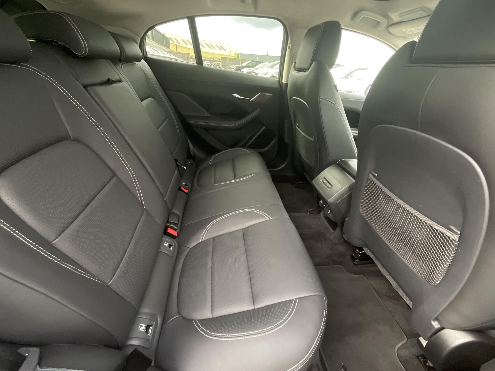 Jaguar I-Pace - Image 12