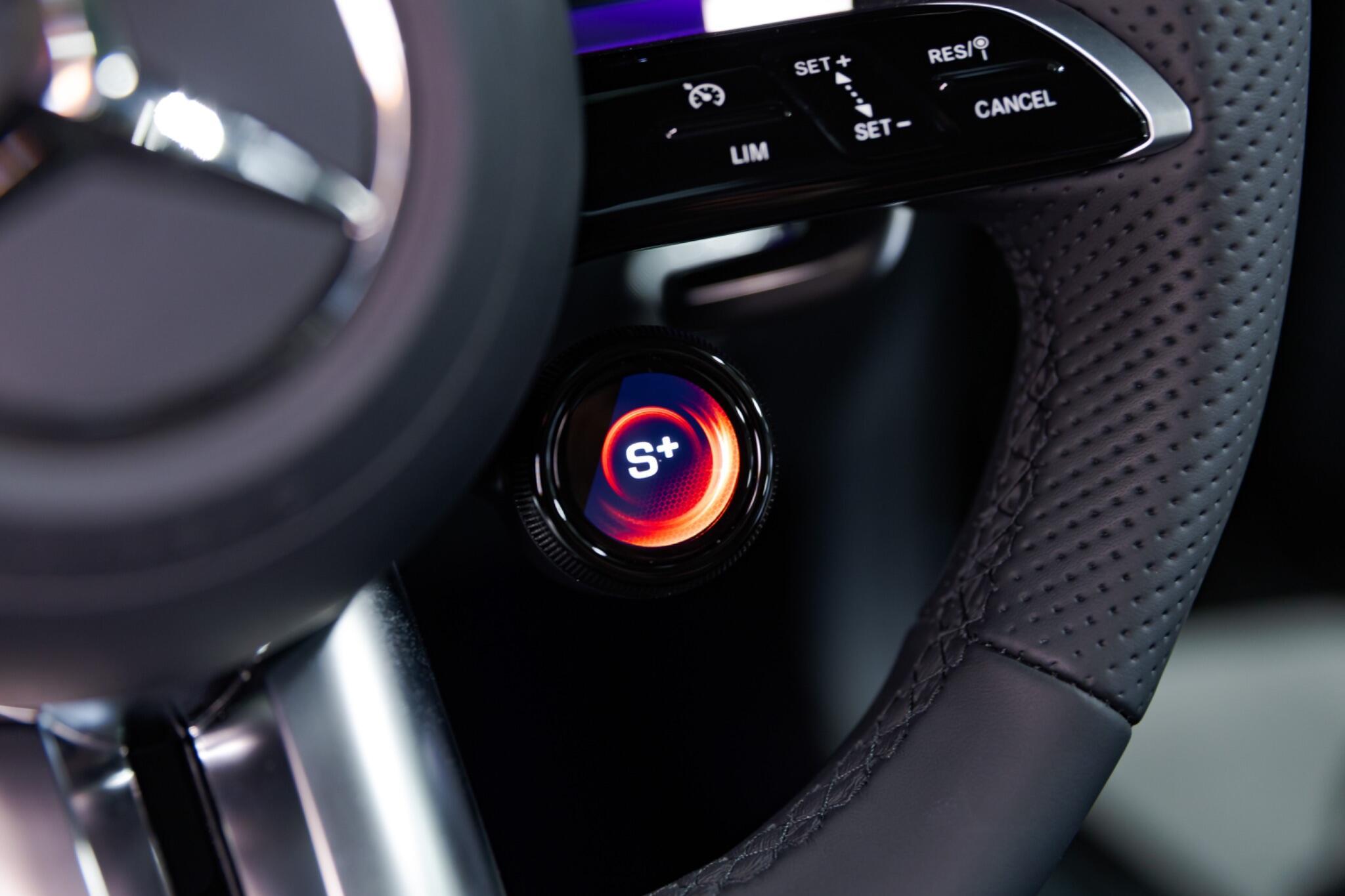 Mercedes AMG GT - Image 38