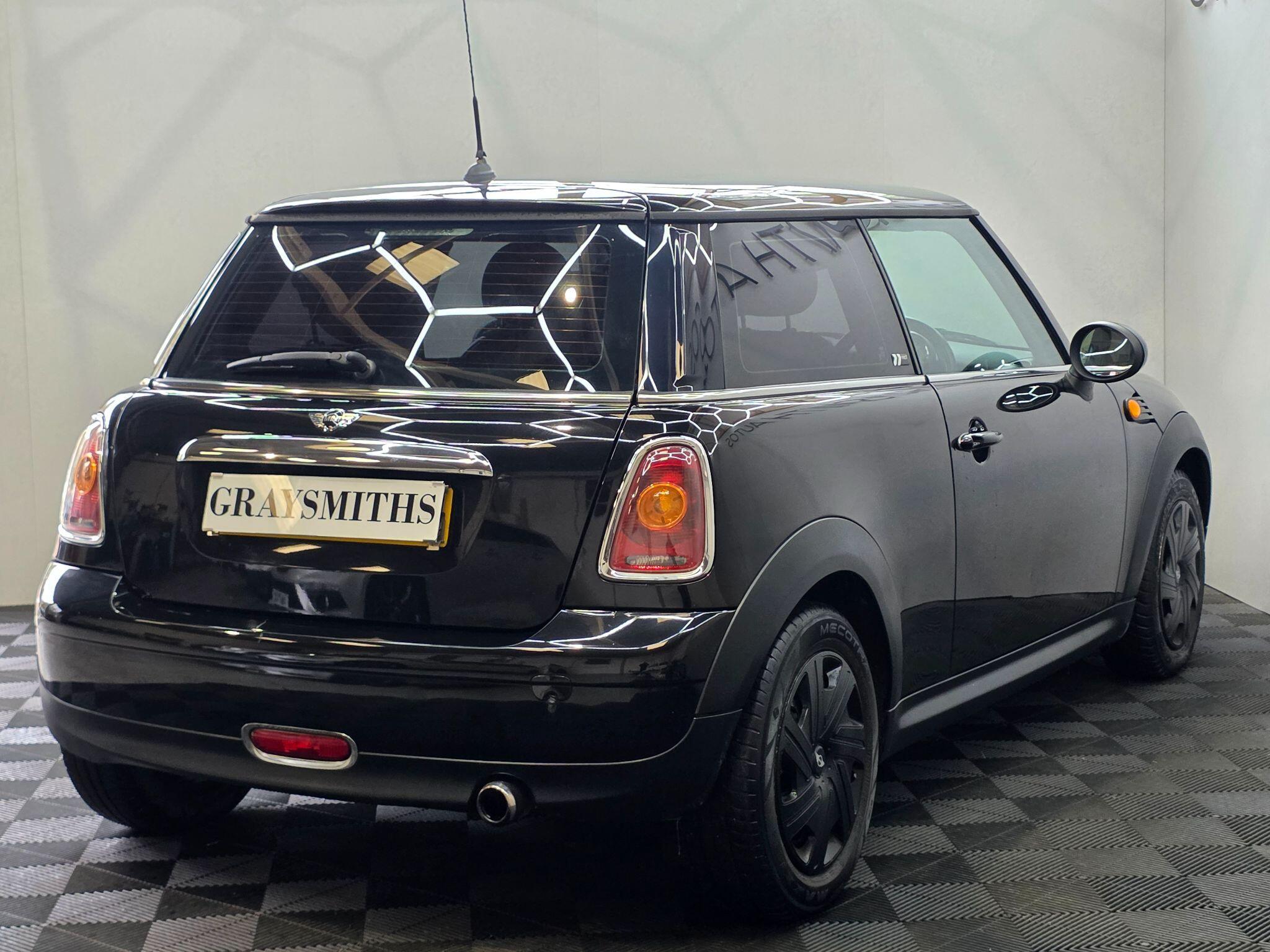 MINI Hatch - Image 6