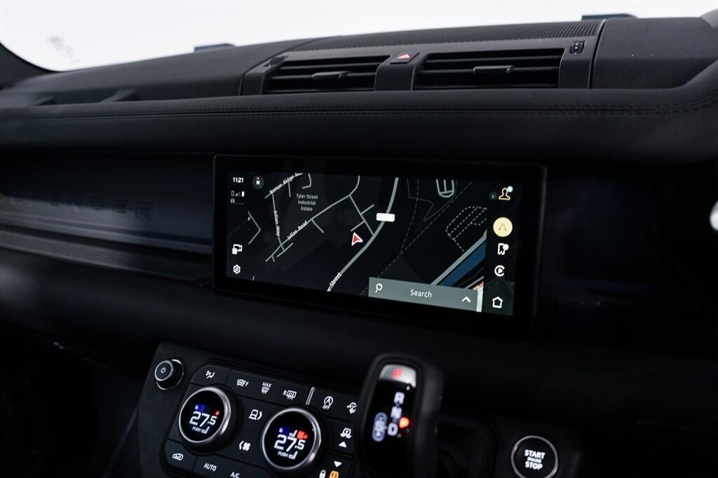 Land Rover Defender 110 - Image 31