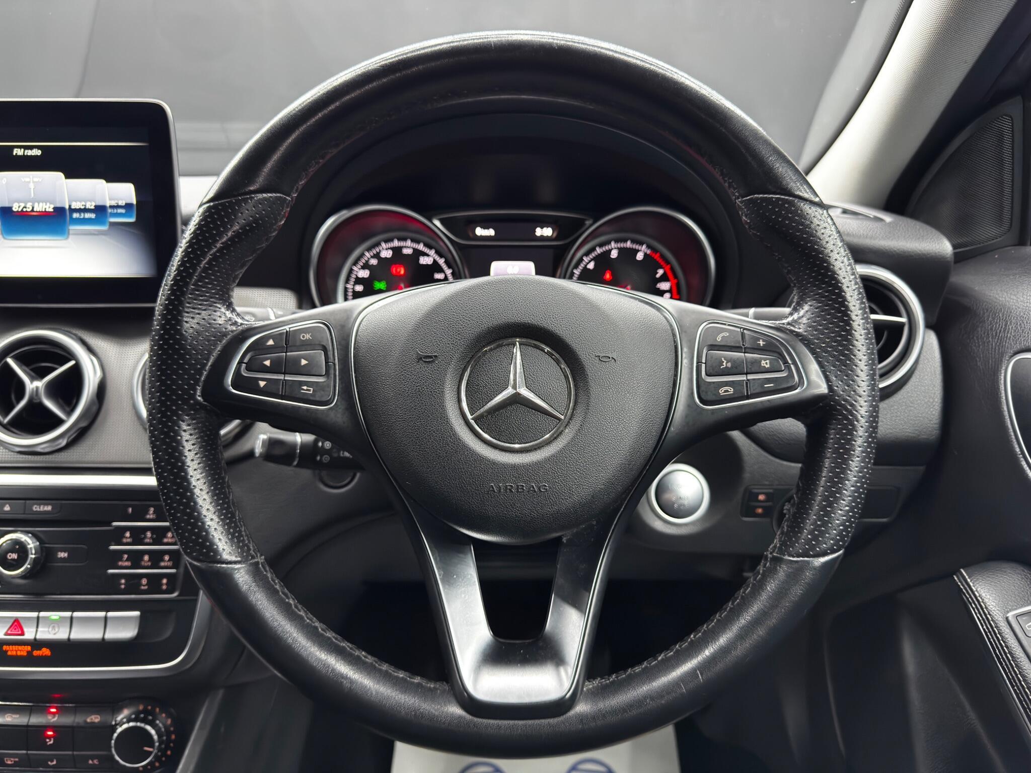 Mercedes GLA - Image 19