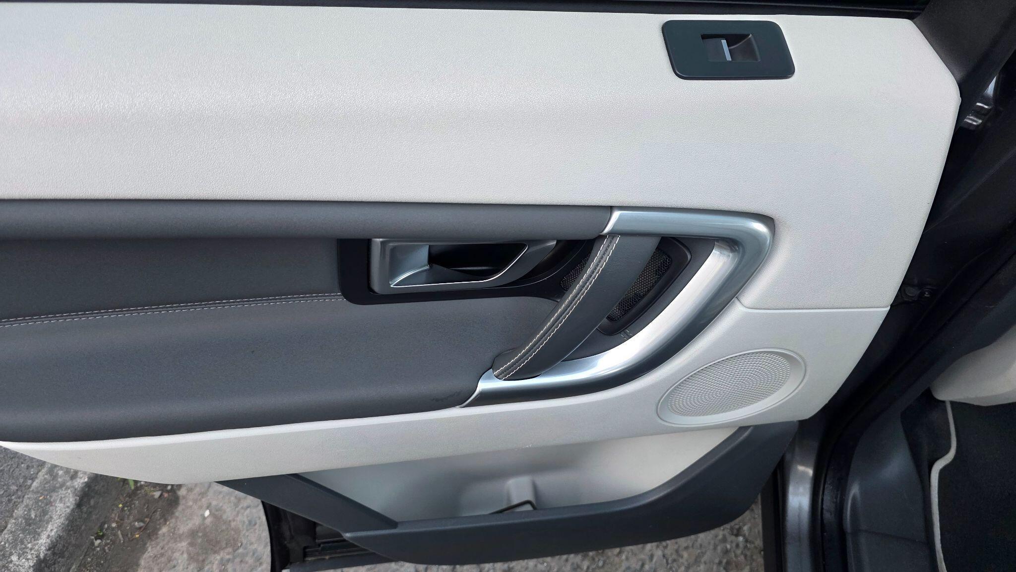 Land Rover DISCOVERY SPORT - Image 52