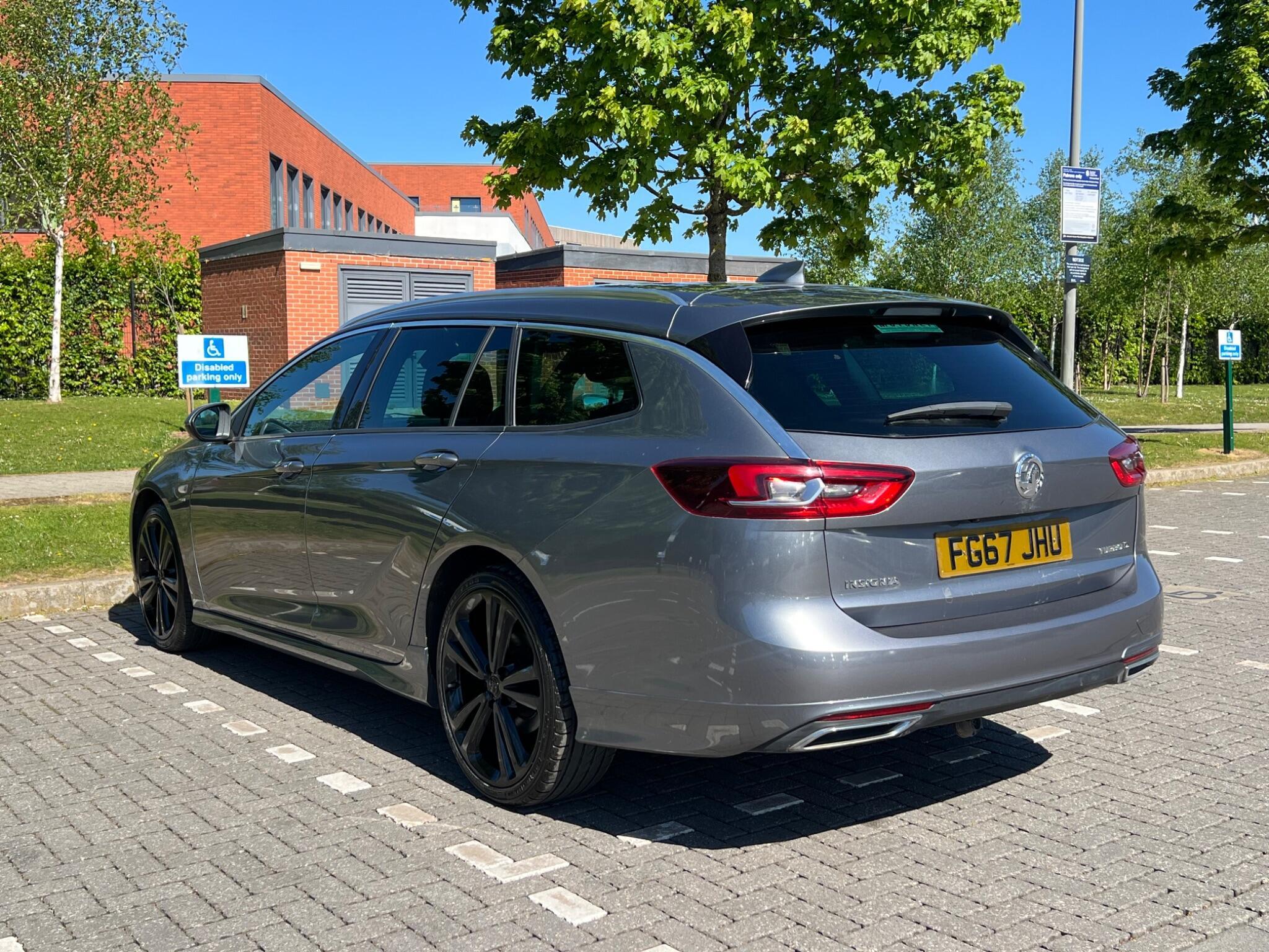 Vauxhall Insignia - Image 4