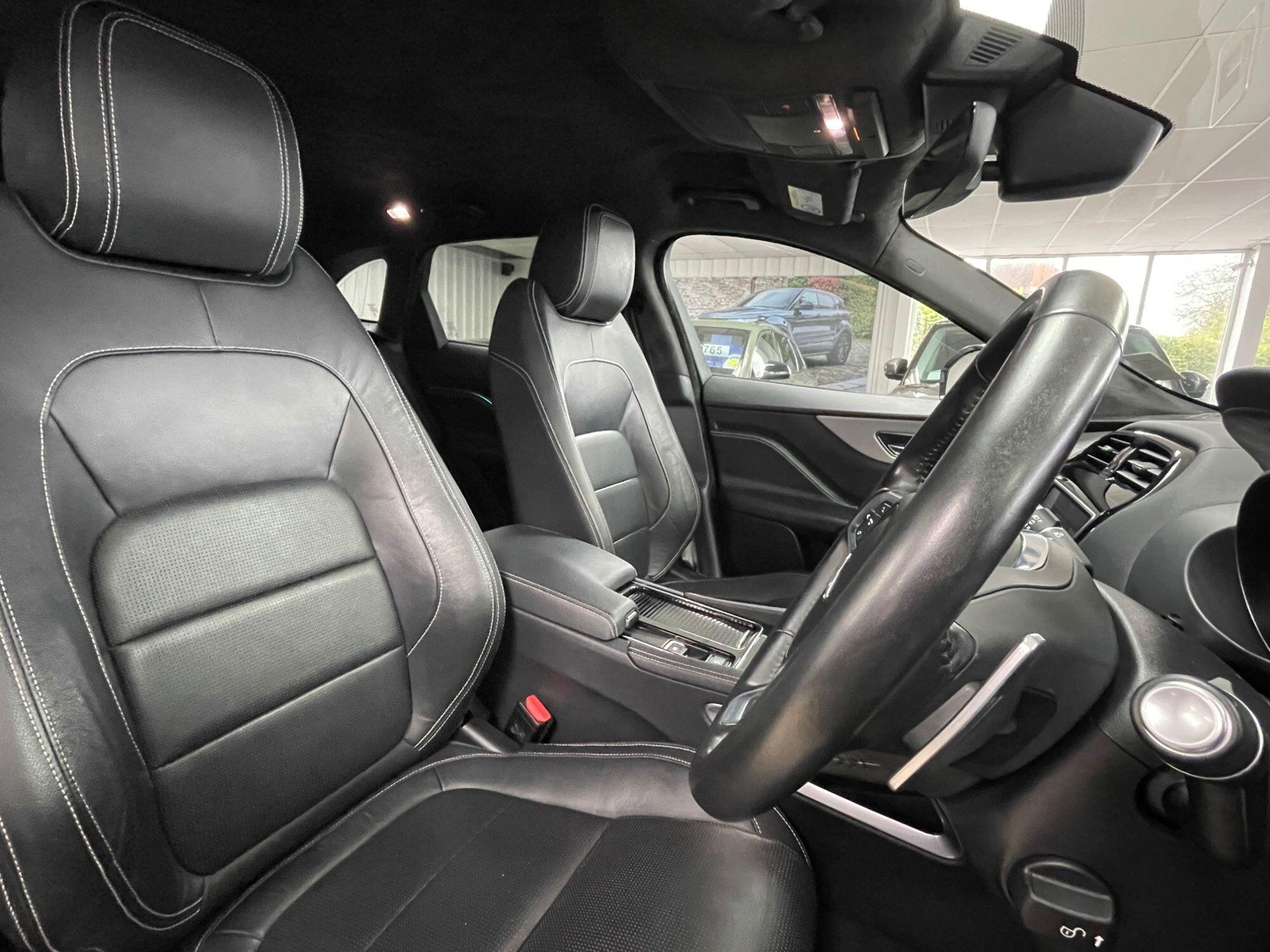 Jaguar F-Pace - Image 27