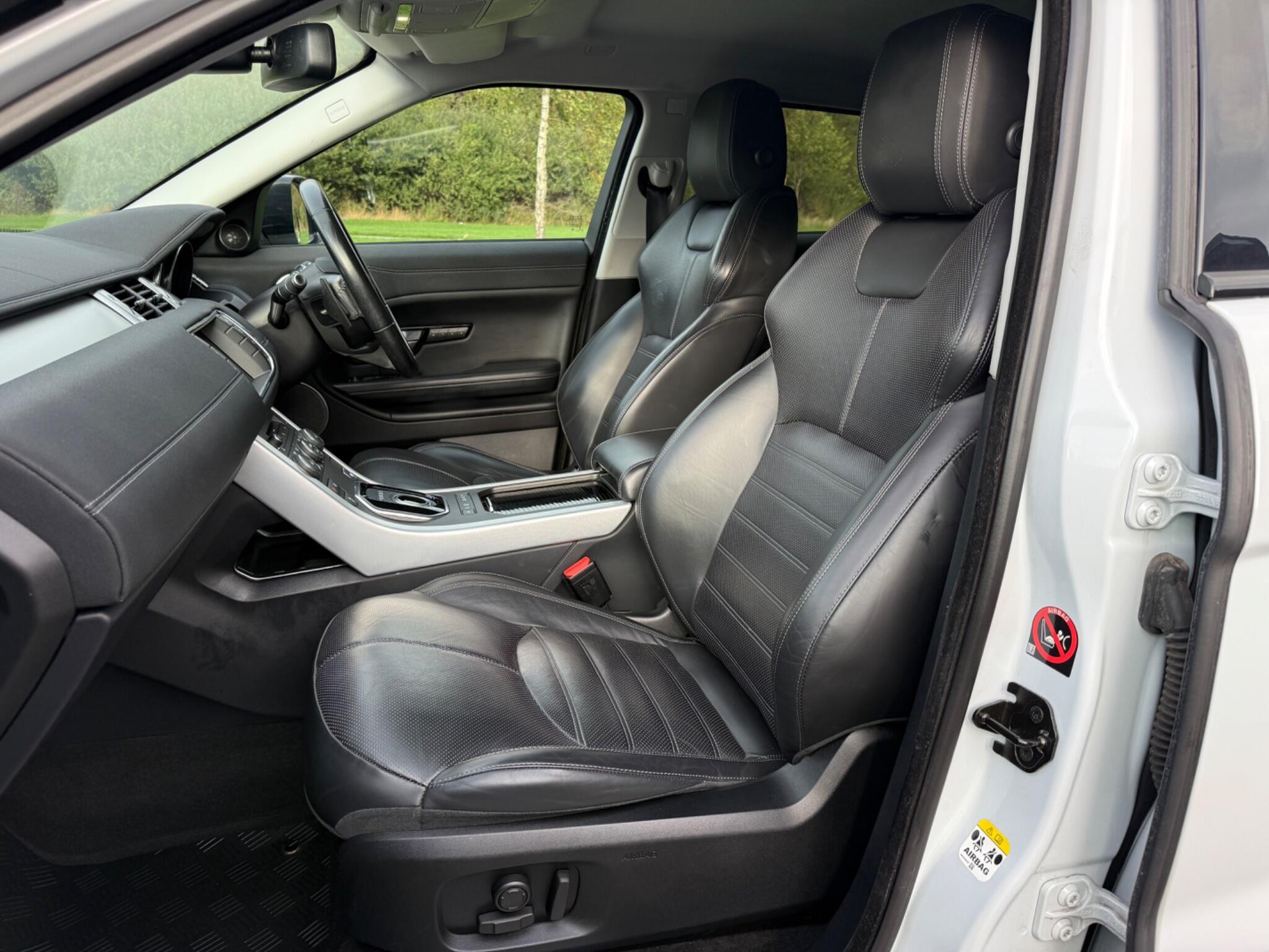 Land Rover Range Rover Evoque - Image 13