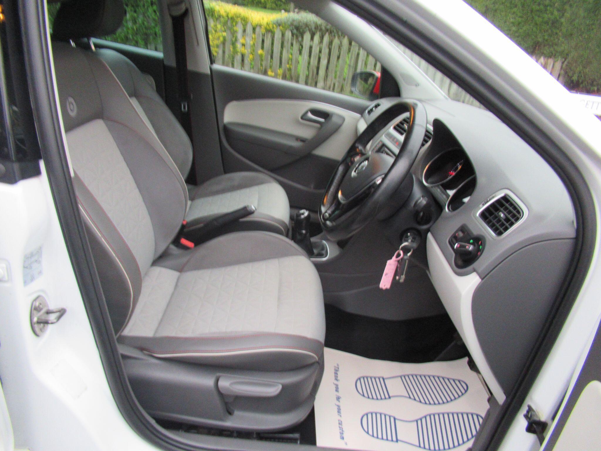 Volkswagen Polo - Image 21