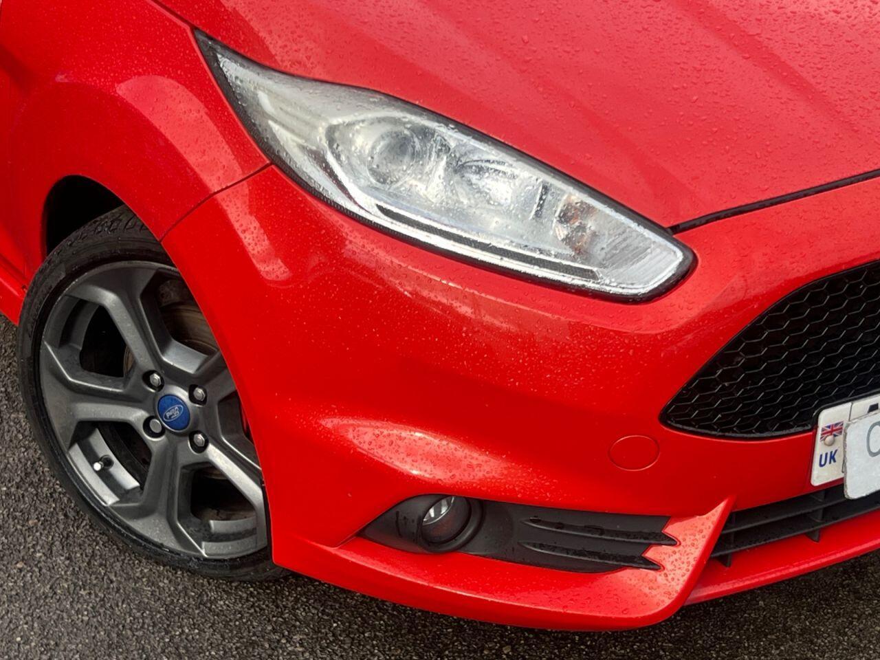 Ford Fiesta - Image 2