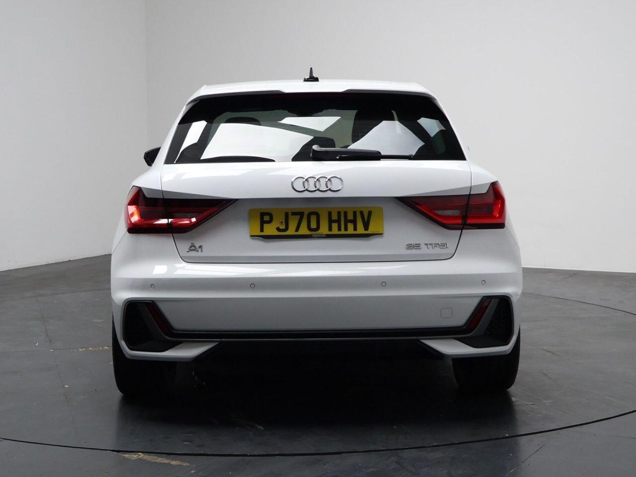 Audi A1 - Image 18