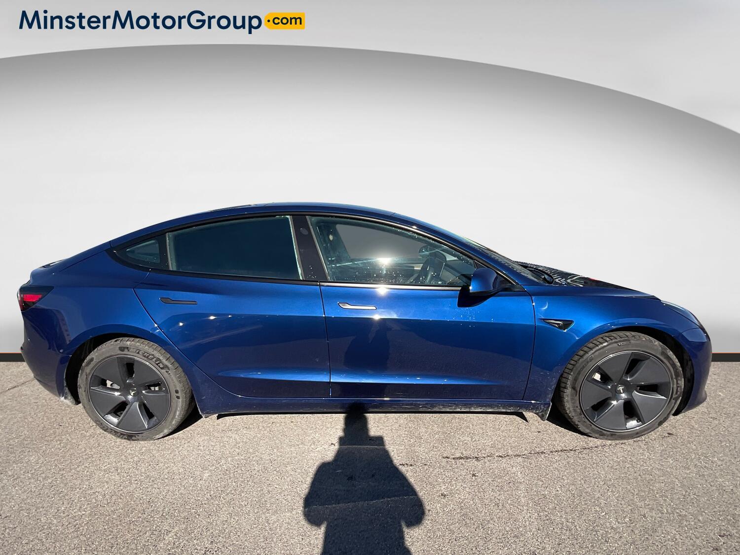 Tesla Model 3 - Image 2