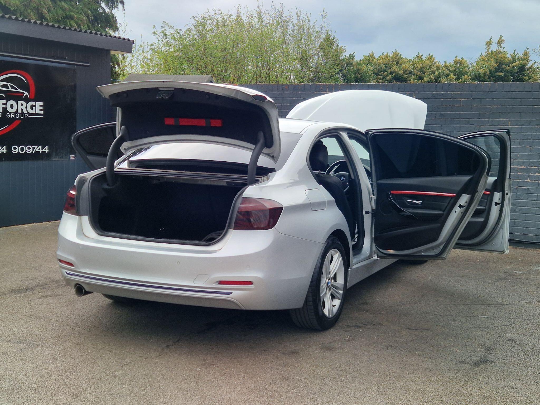 BMW 3 Series - Image 21