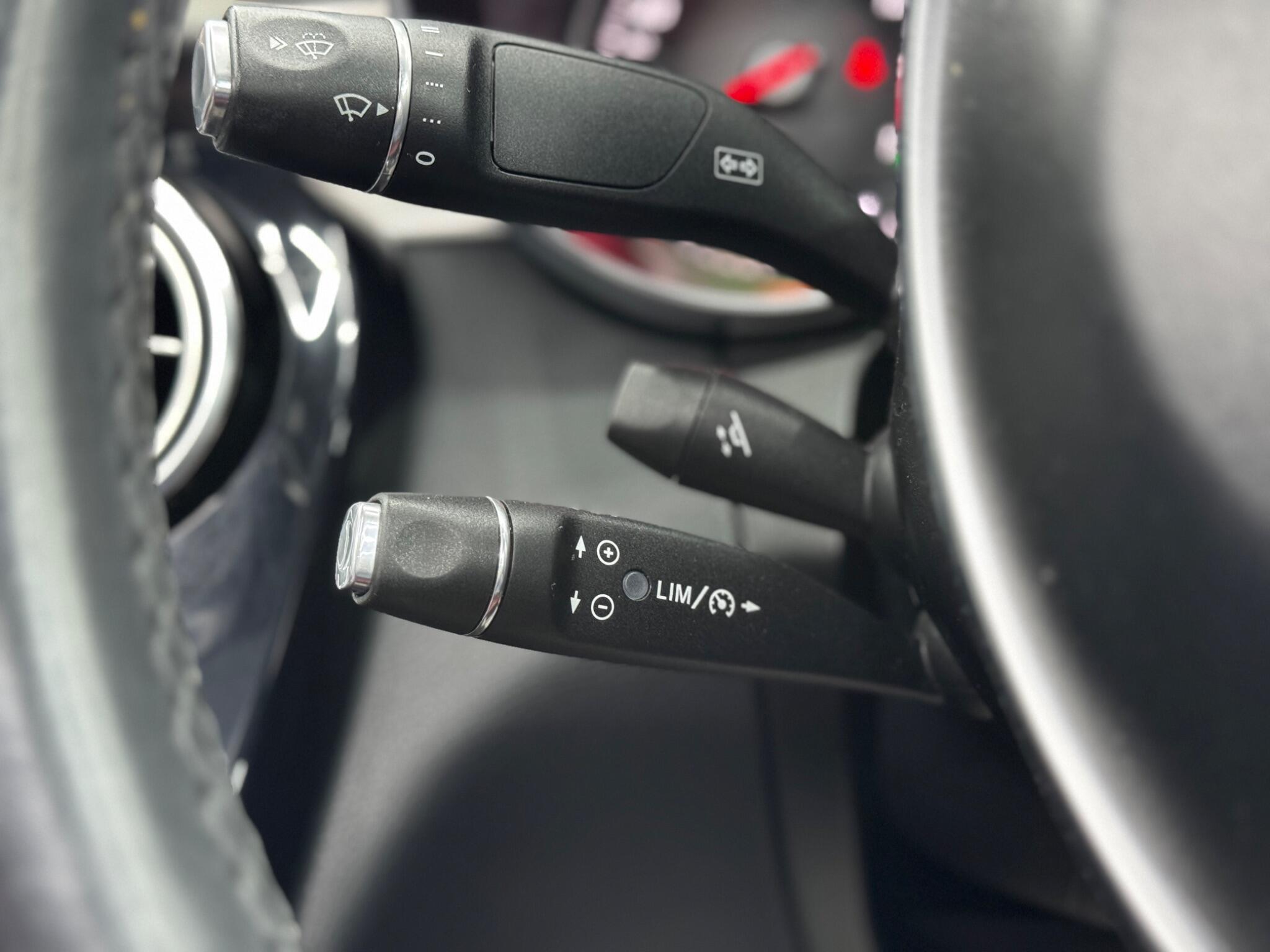 Mercedes GLC - Image 20