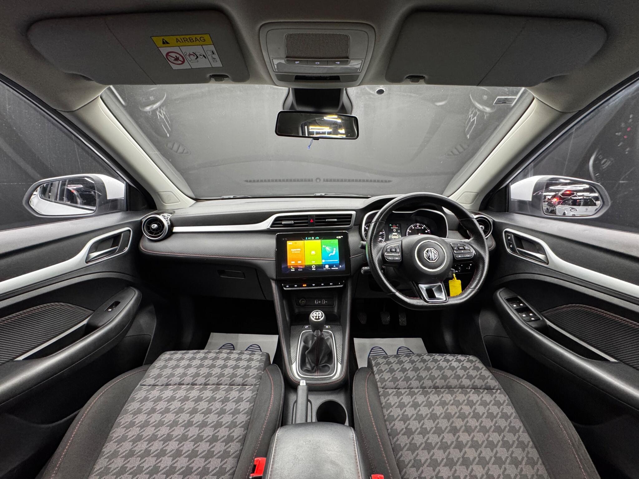 MG MG ZS - Image 17