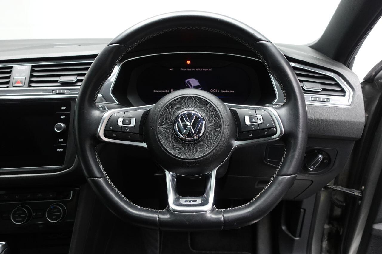 Volkswagen Tiguan - Image 41