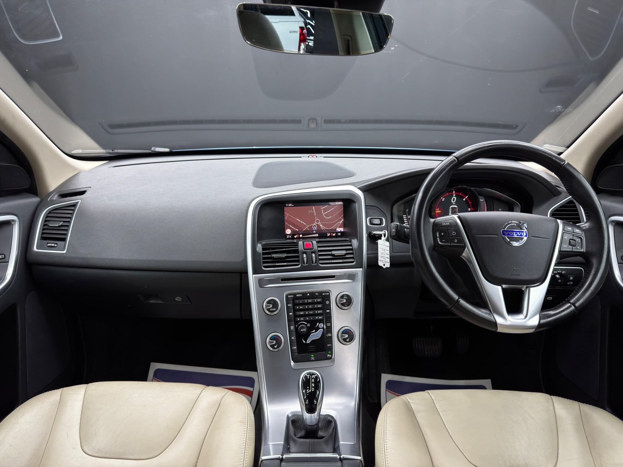 Volvo XC60 - Image 10