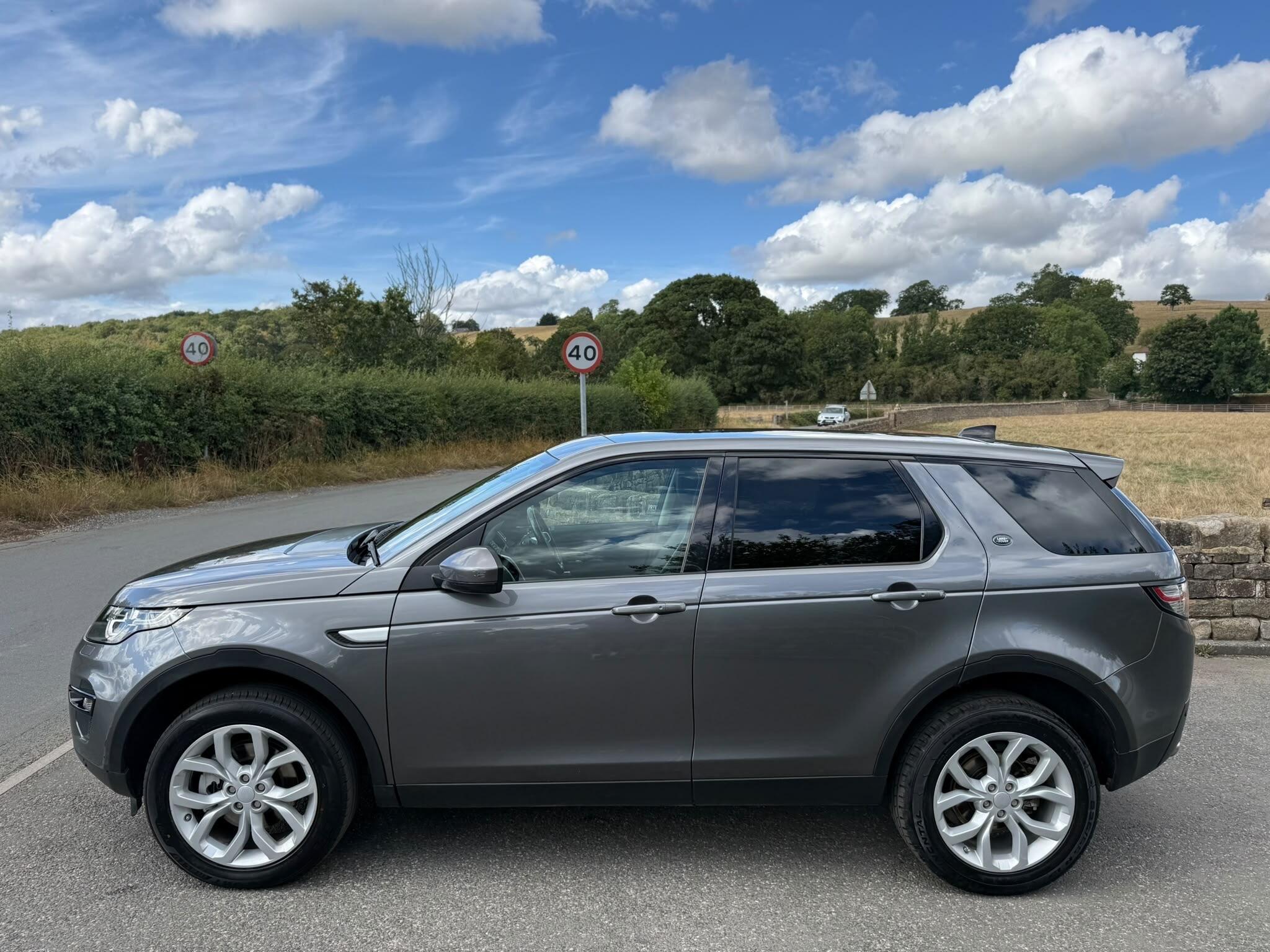 Land Rover DISCOVERY SPORT - Image 12