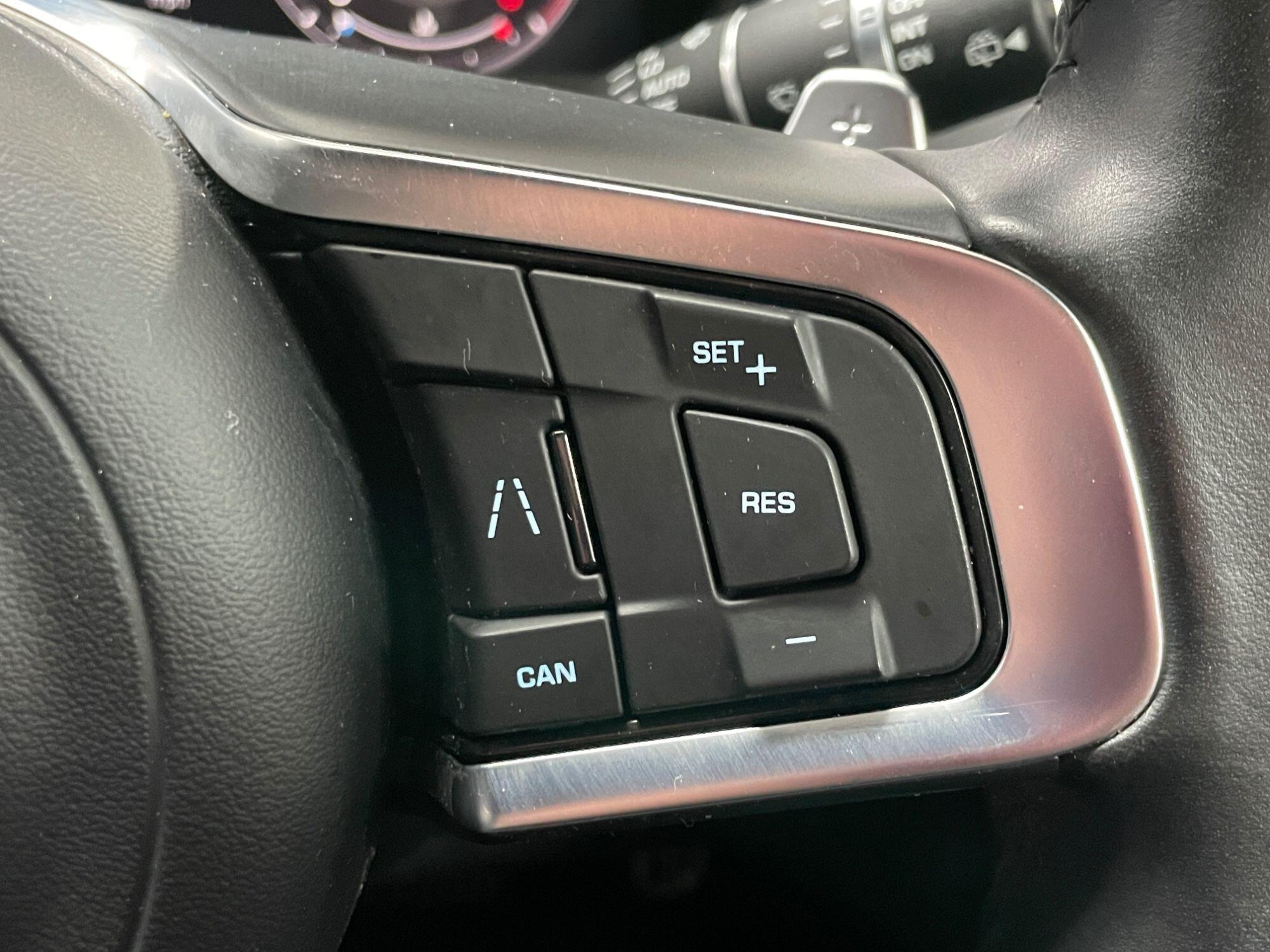 Jaguar F-Pace - Image 35