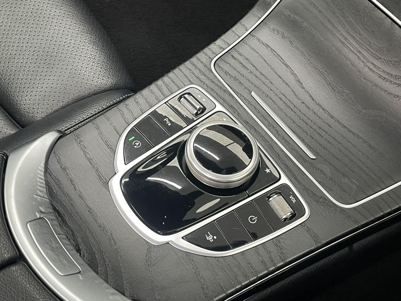 Mercedes C-Class - Image 41