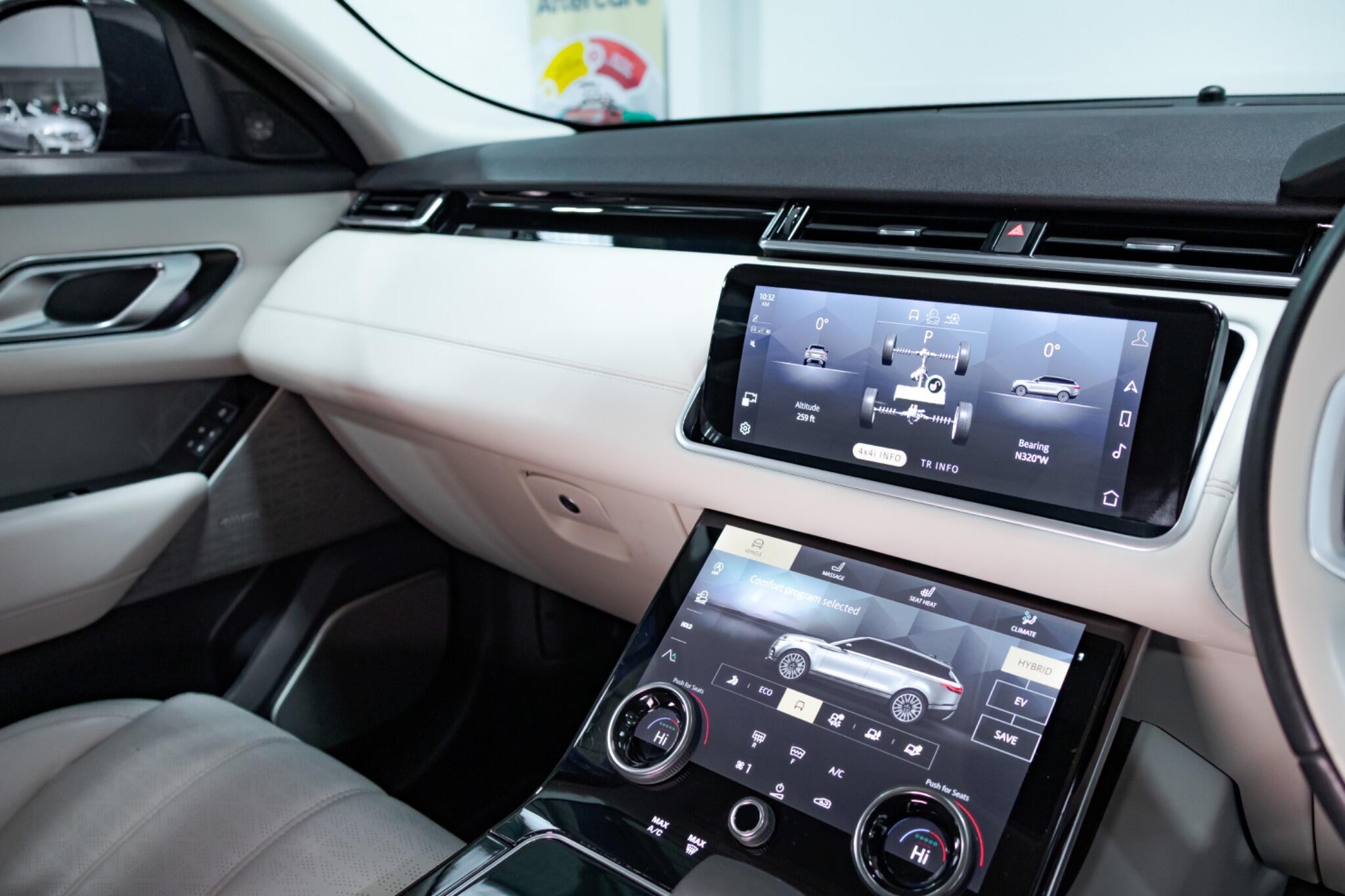Land Rover Range Rover Velar - Image 32