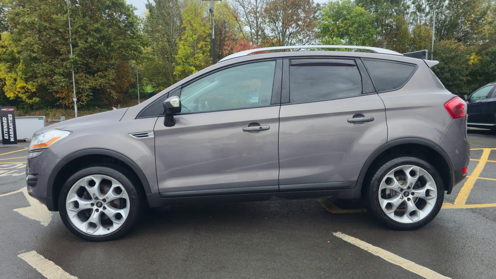 Ford Kuga - Image 14