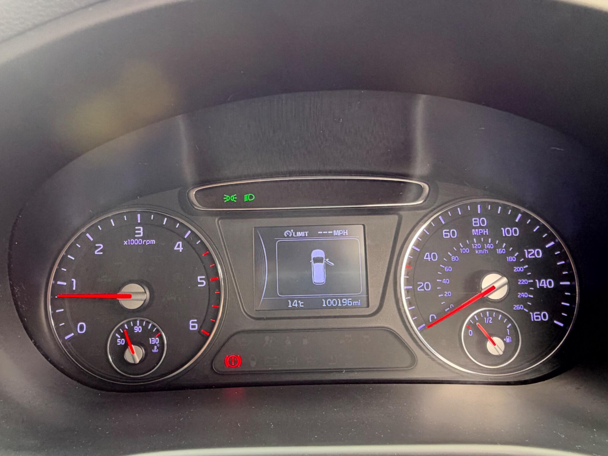Kia Sorento - Image 18
