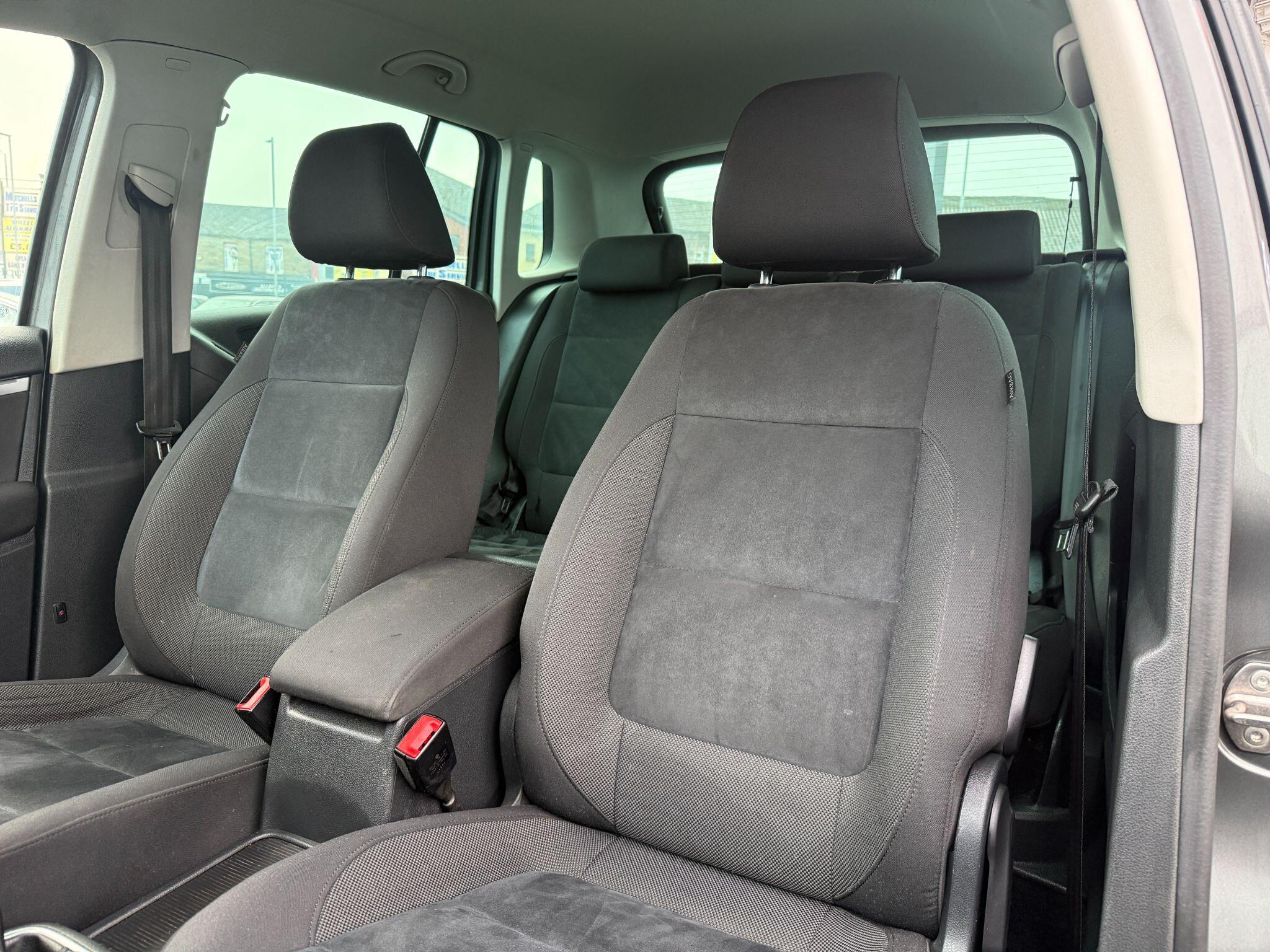 Volkswagen Tiguan - Image 30