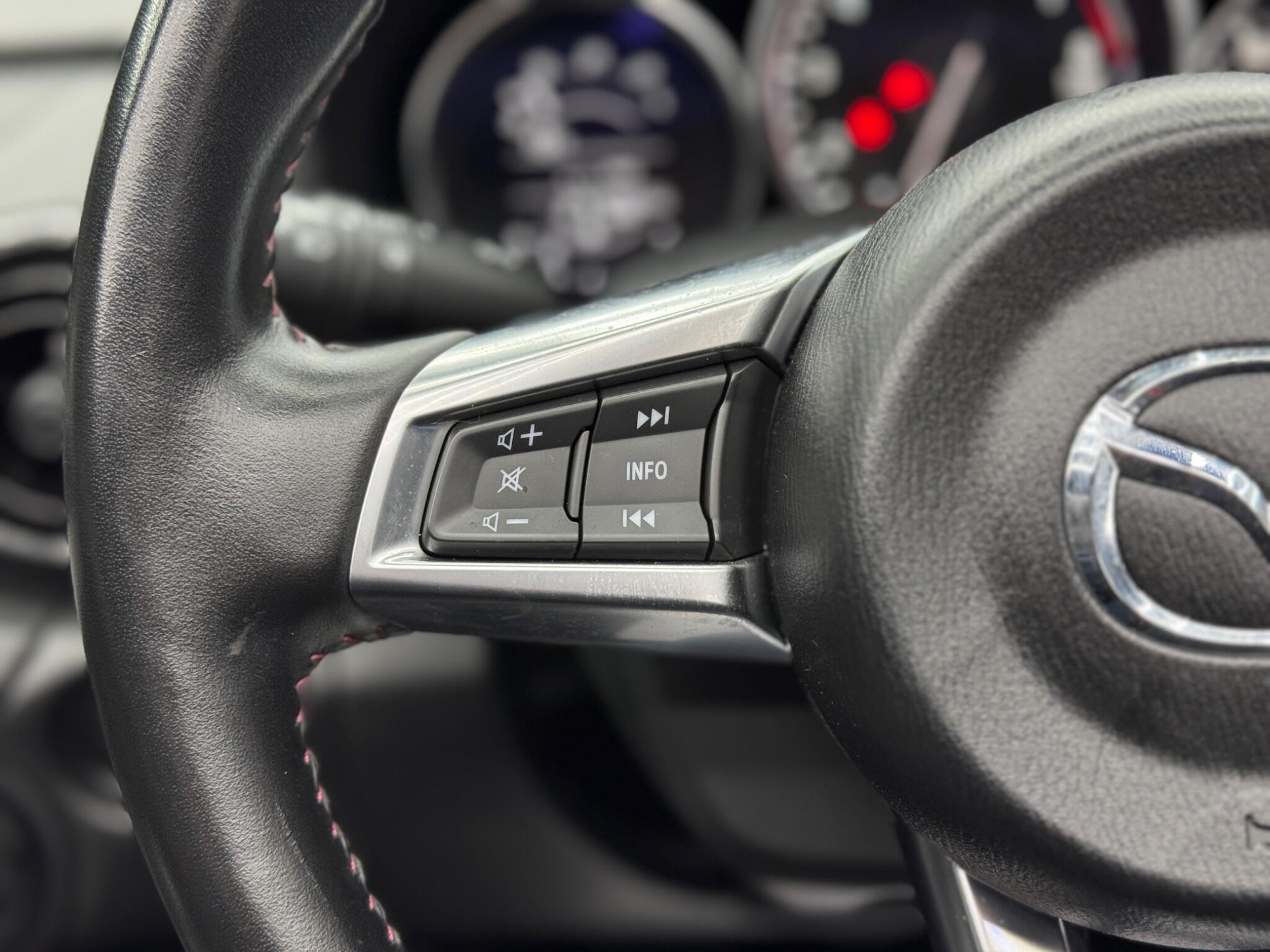 Mazda MX-5 - Image 17