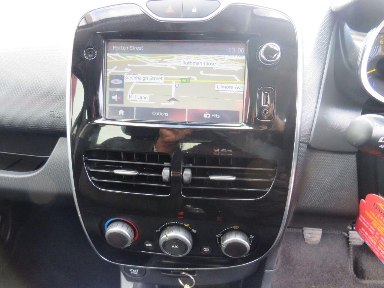 Renault Clio - Image 15