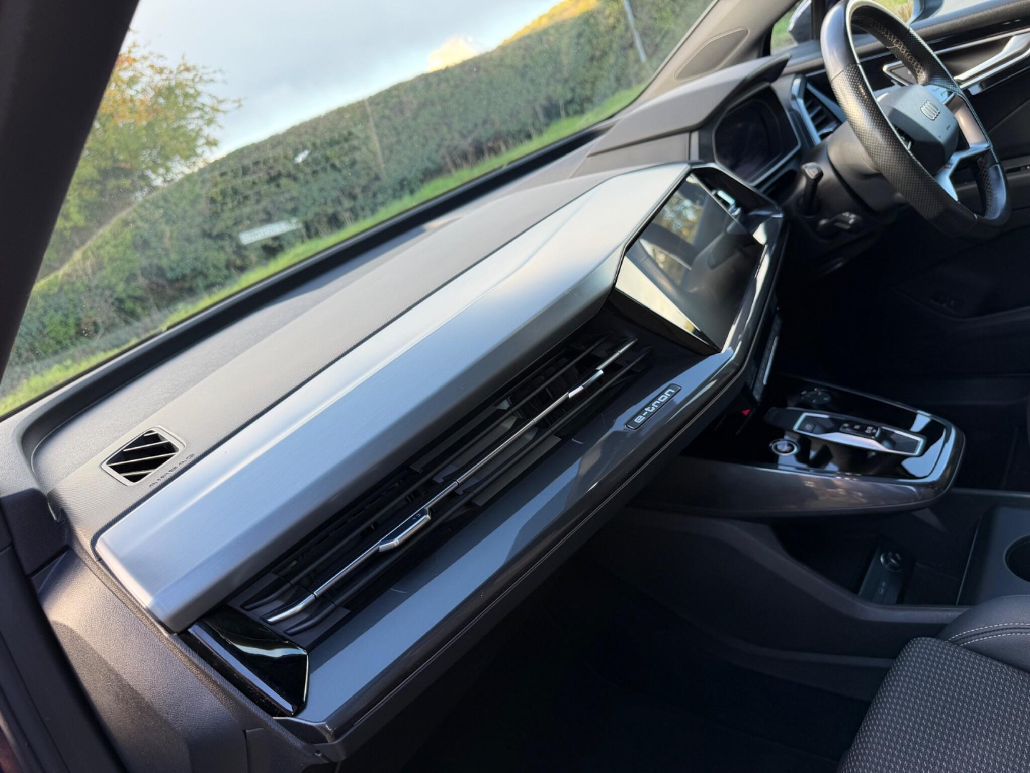Audi Q4 E-Tron - Image 17