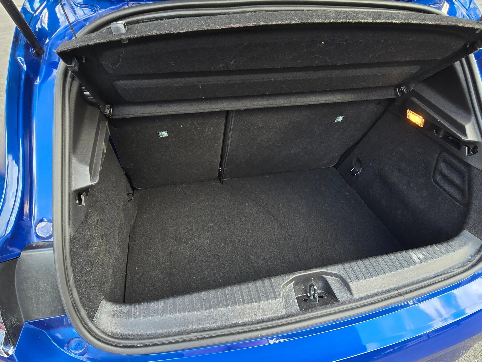 Renault Clio - Image 7