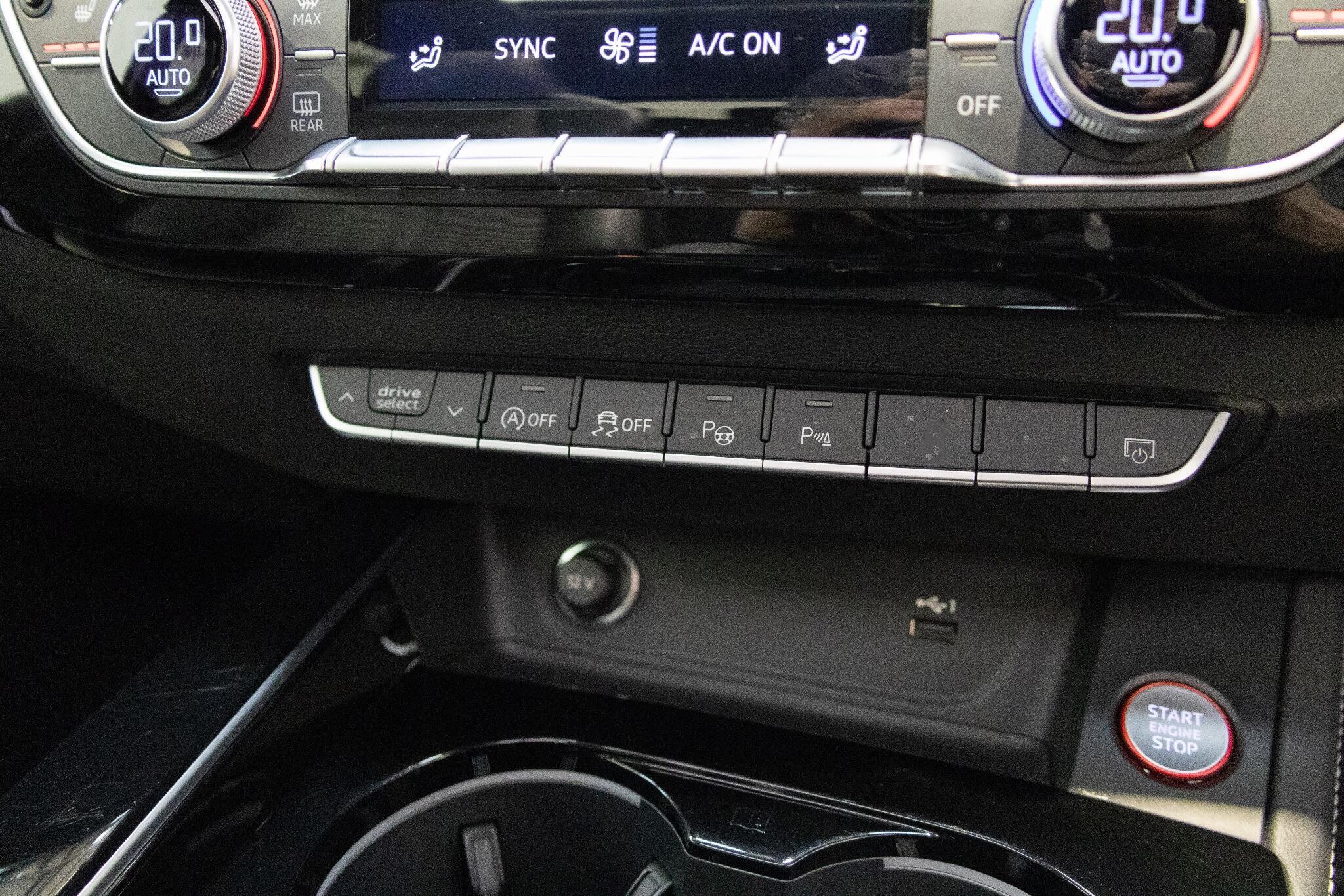 Audi Rs4 Avant - Image 30