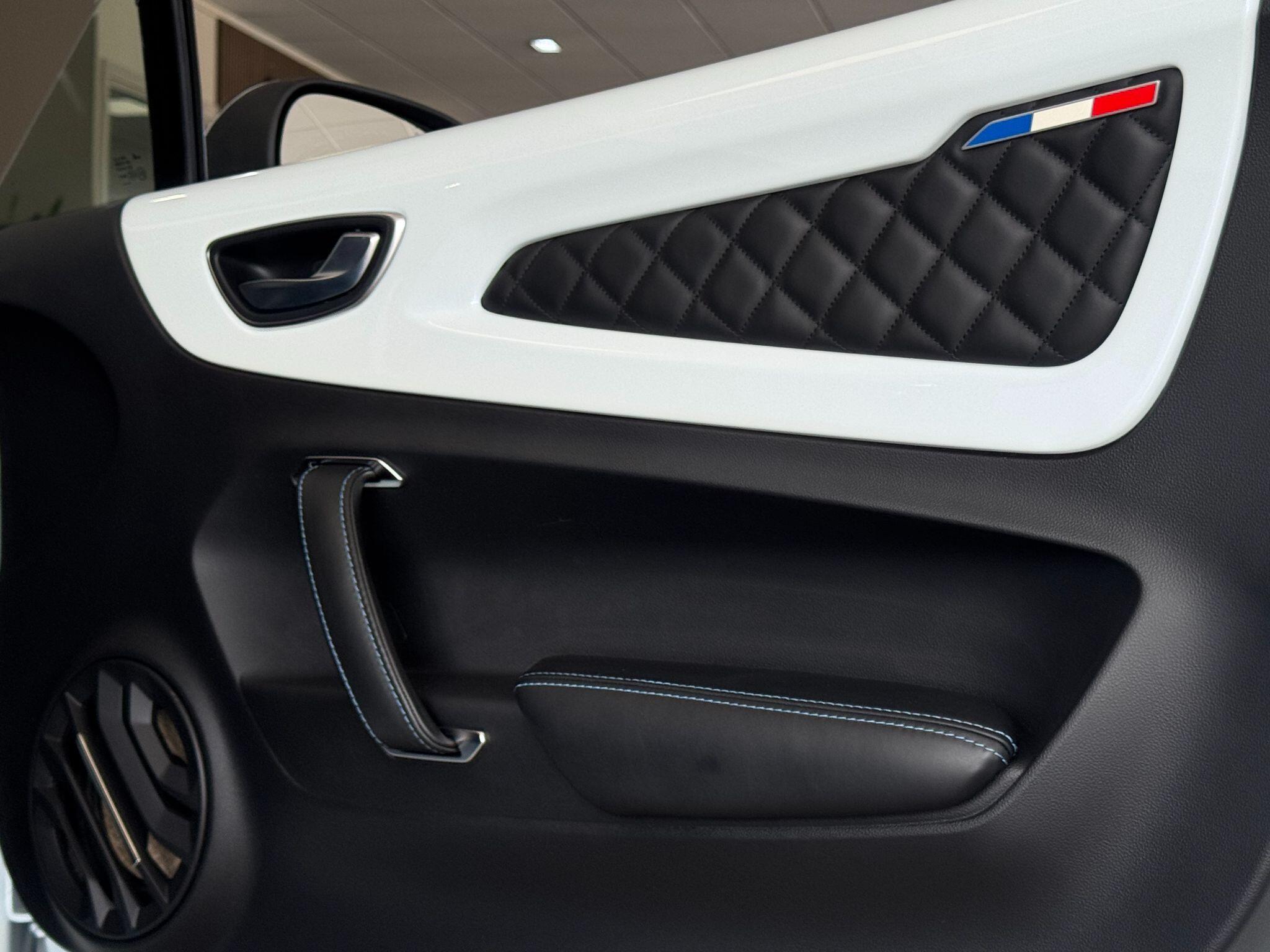 Alpine A110 - Image 17