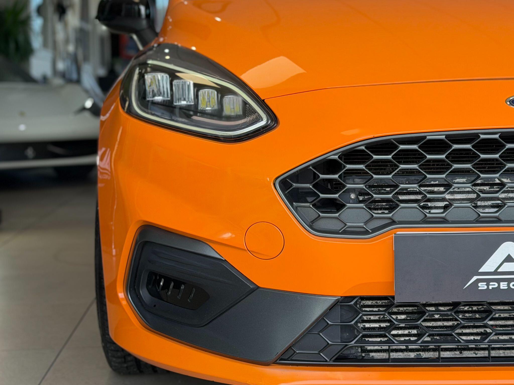 Ford Fiesta - Image 9