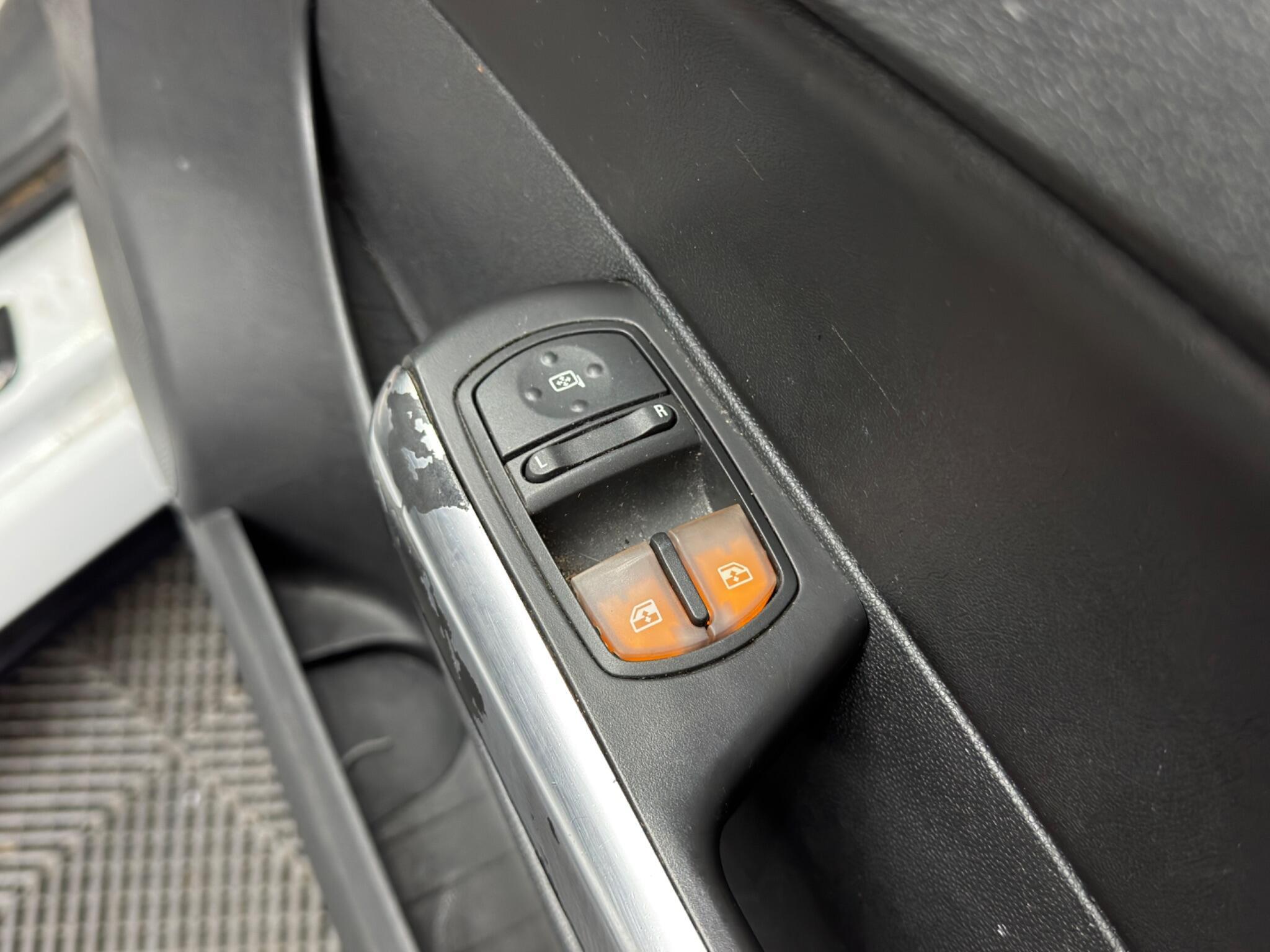 Vauxhall Corsa - Image 35