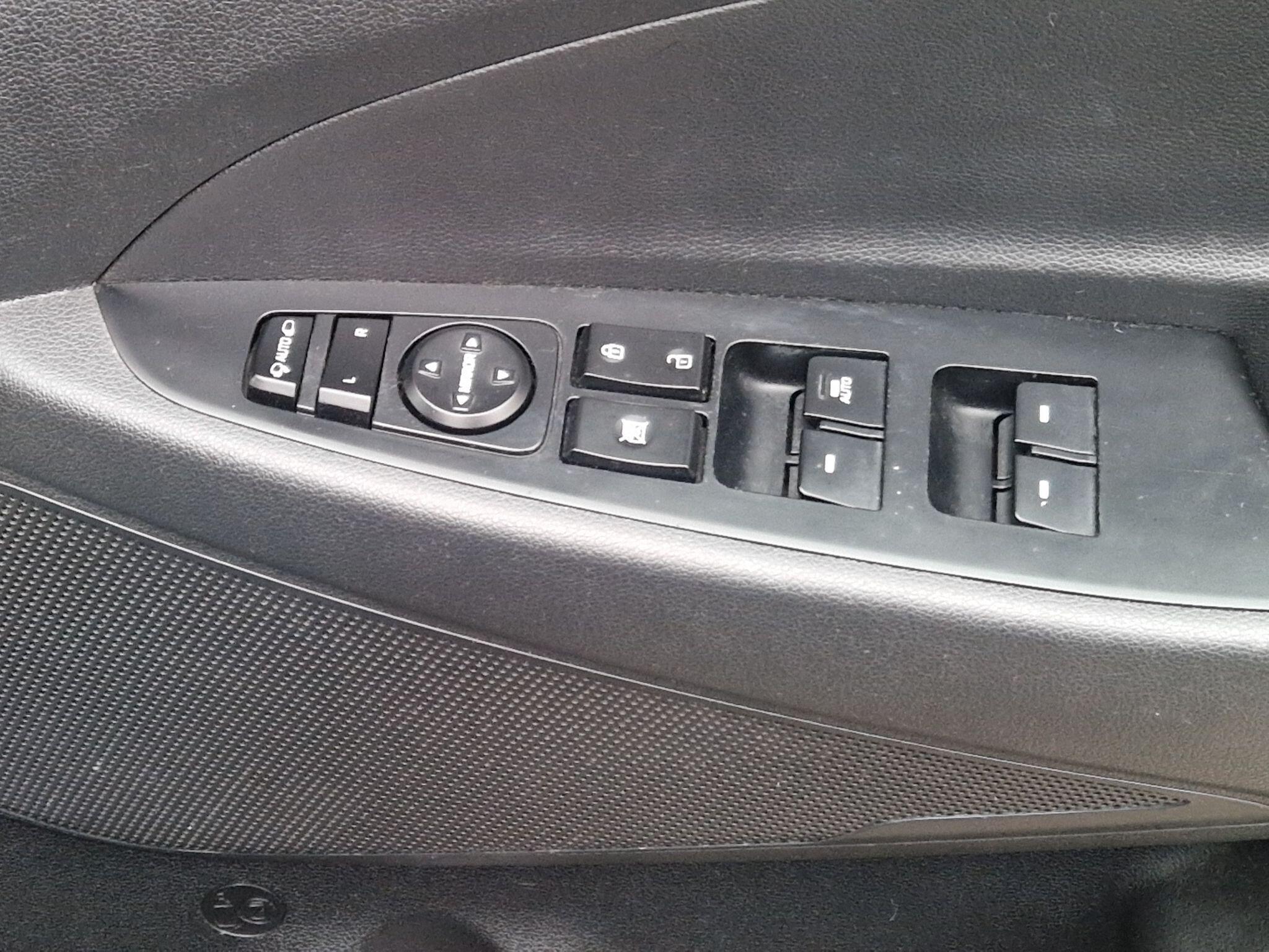 Hyundai Tucson - Image 30