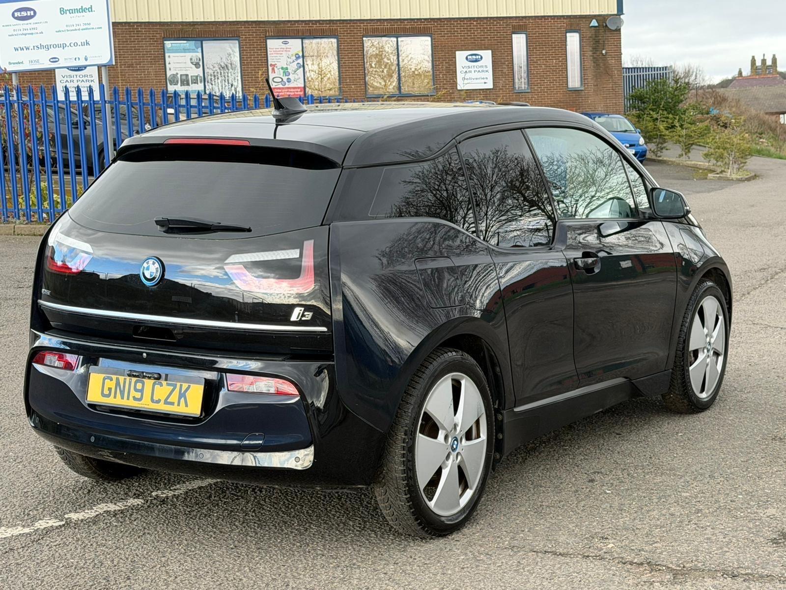 BMW i3 - Image 21