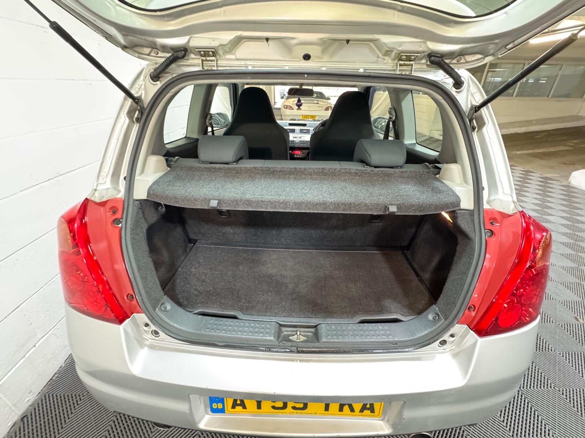 Suzuki Swift - Image 13