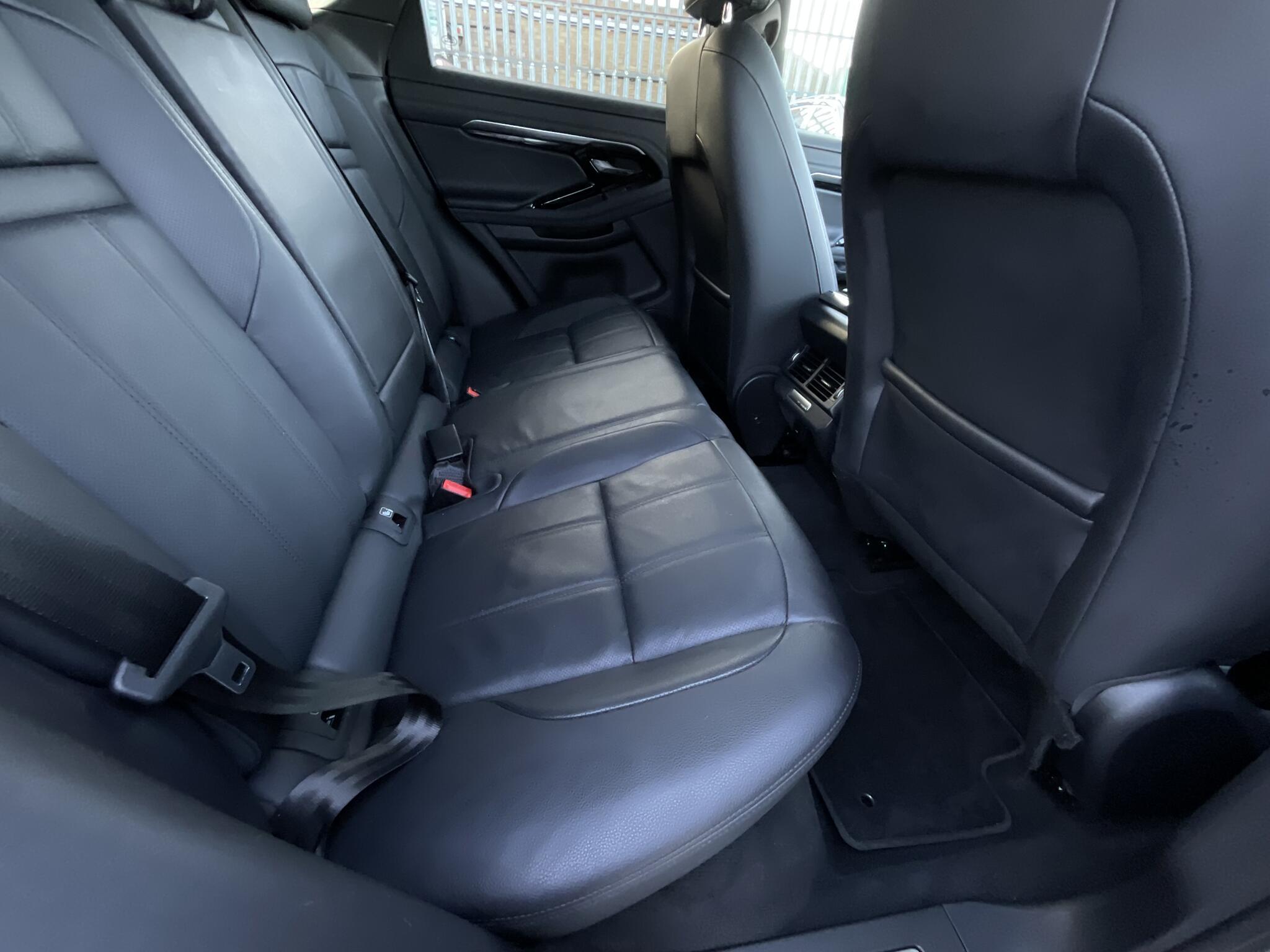 Land Rover Range Rover Evoque - Image 12
