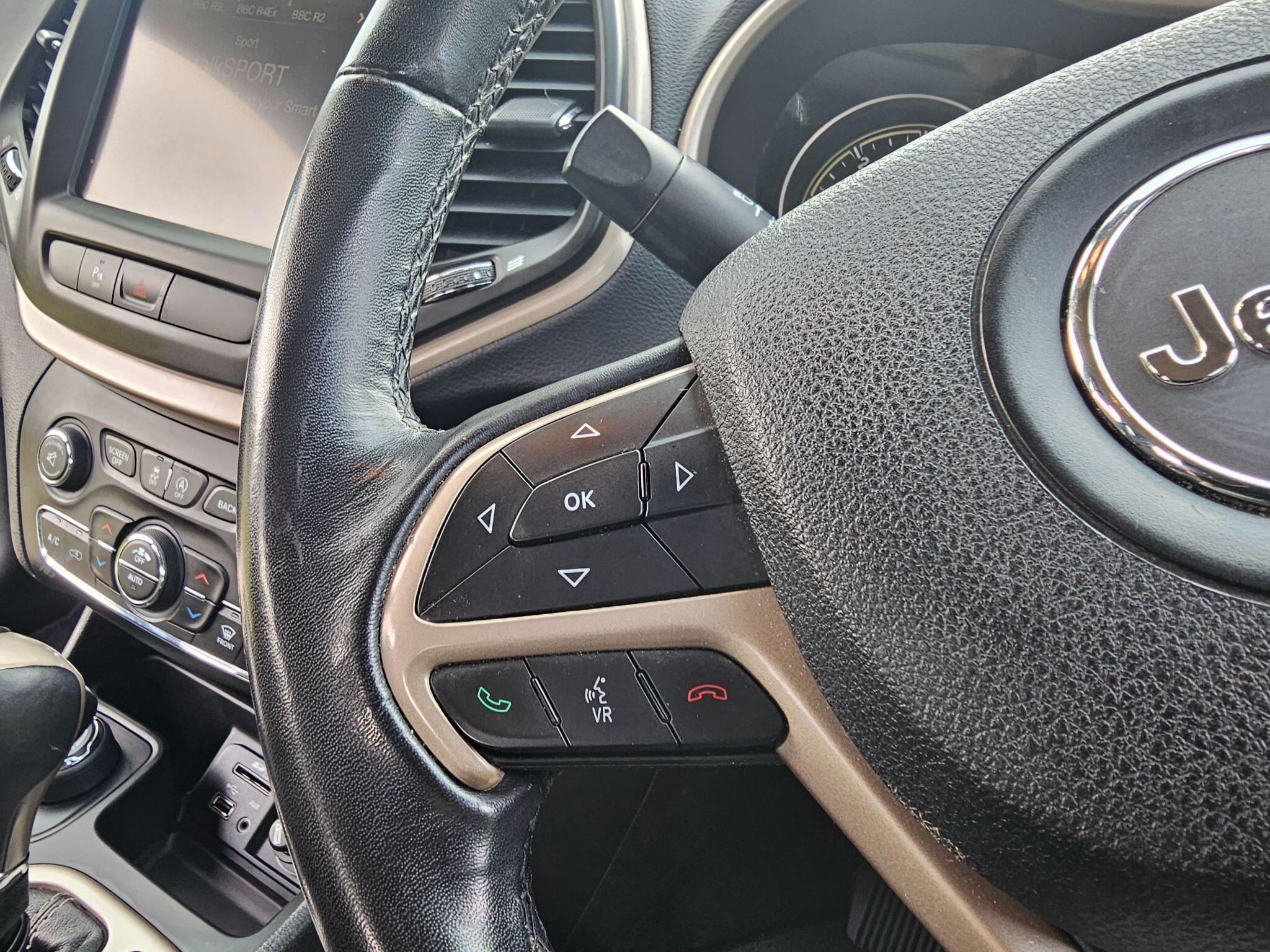 Jeep Cherokee - Image 37