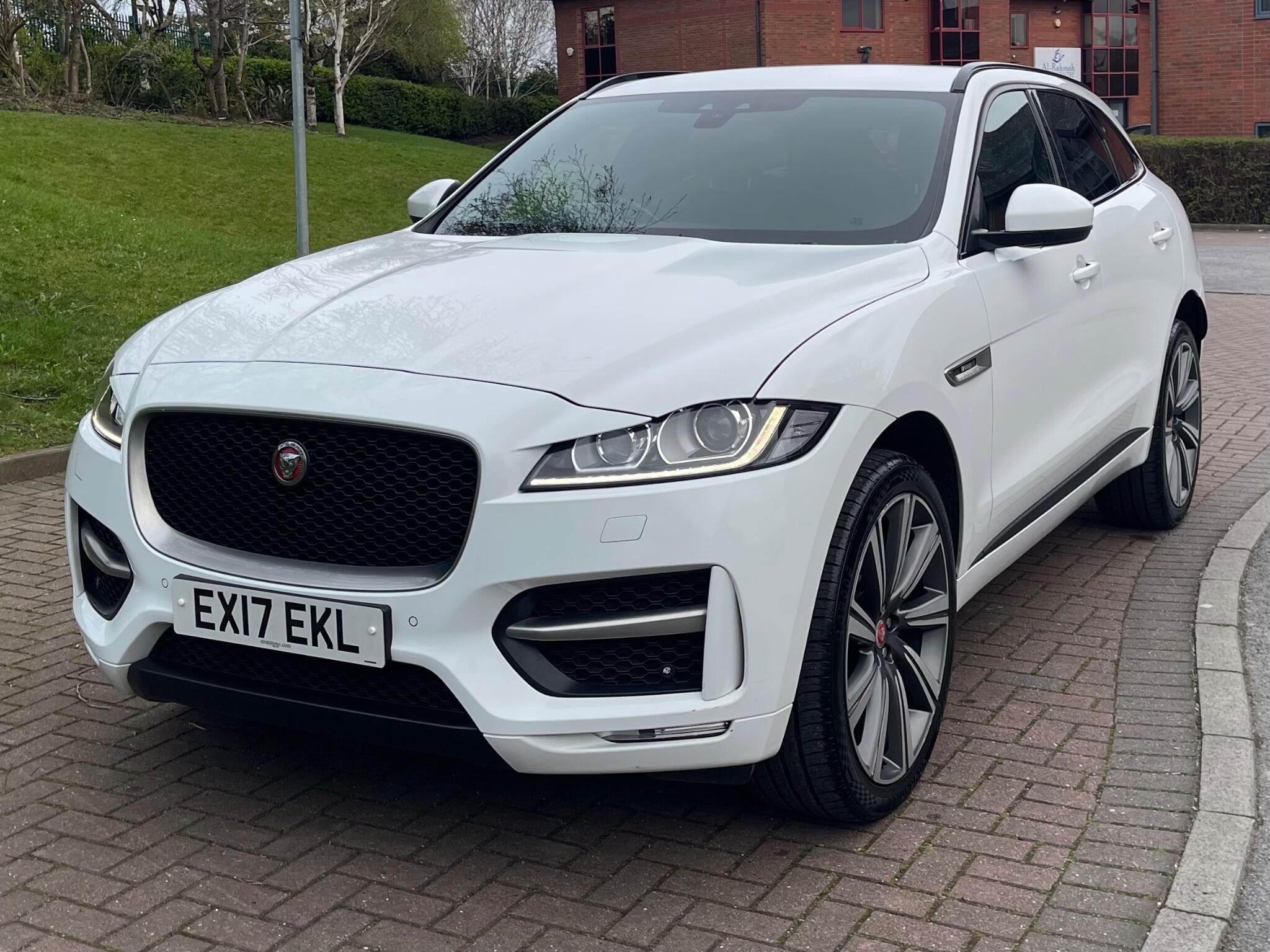 Jaguar F-Pace - Image 25