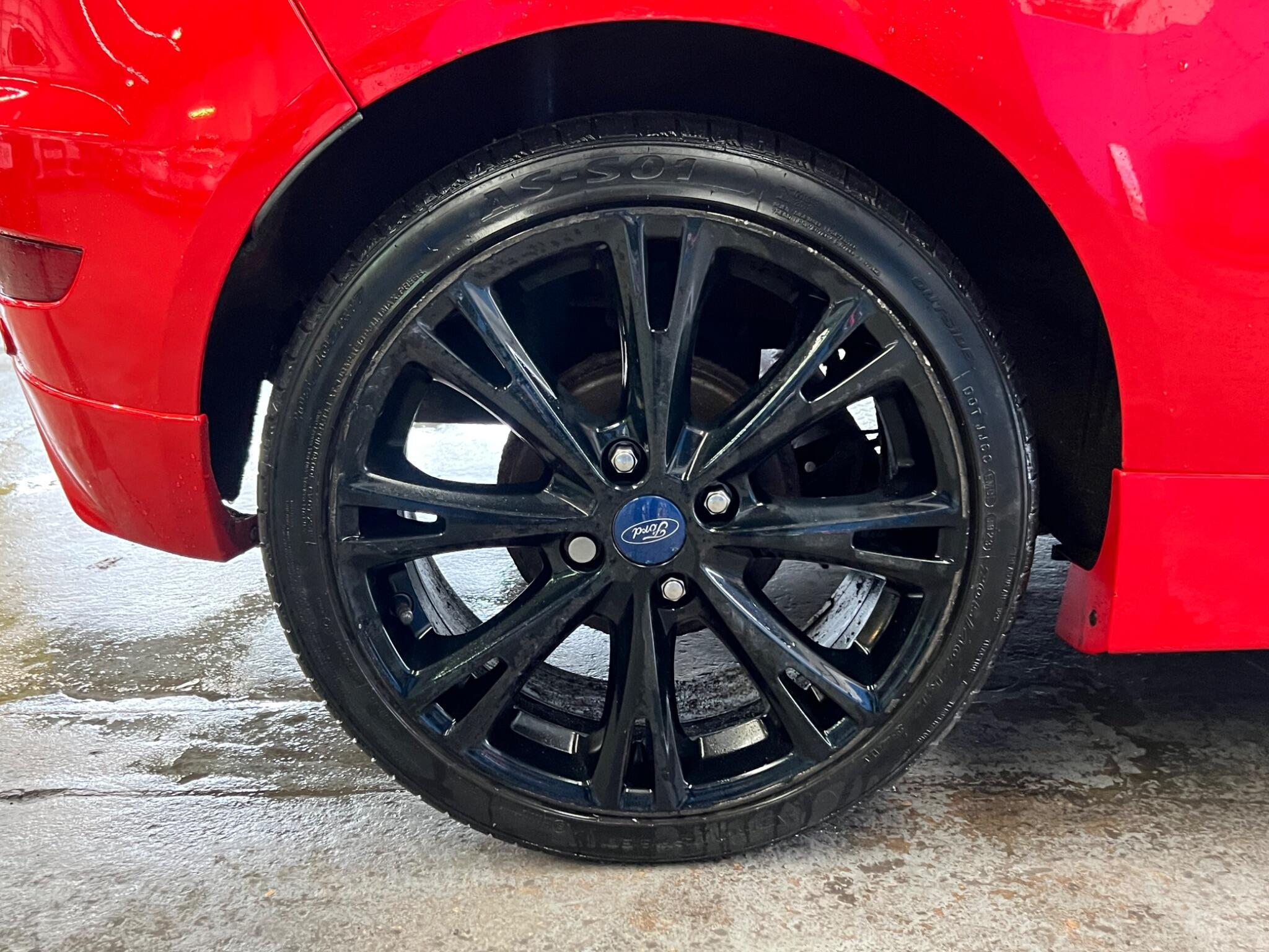 Ford Fiesta - Image 19