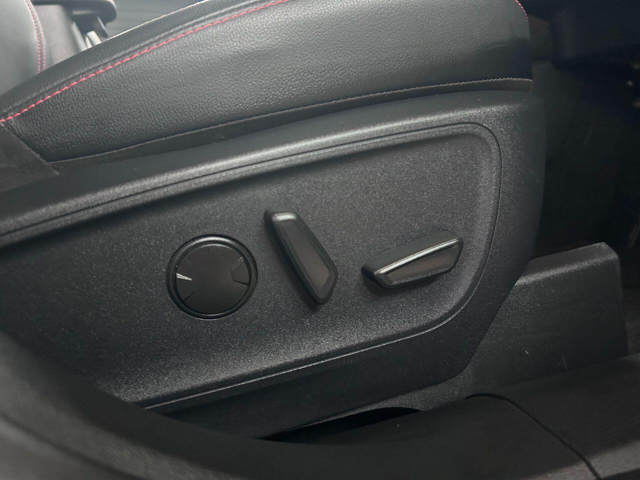 Ford Kuga - Image 31