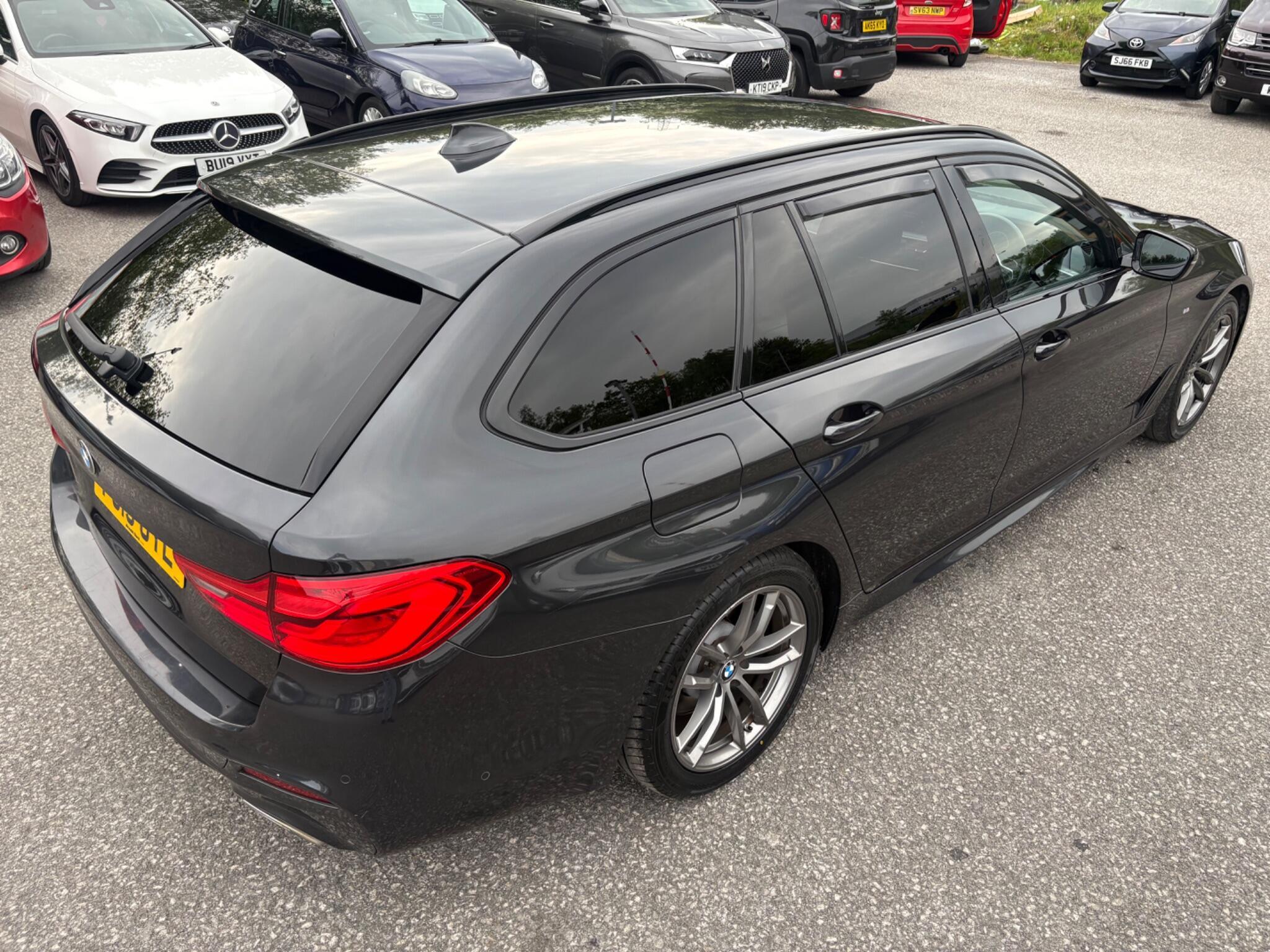 BMW 5 Series - Image 26