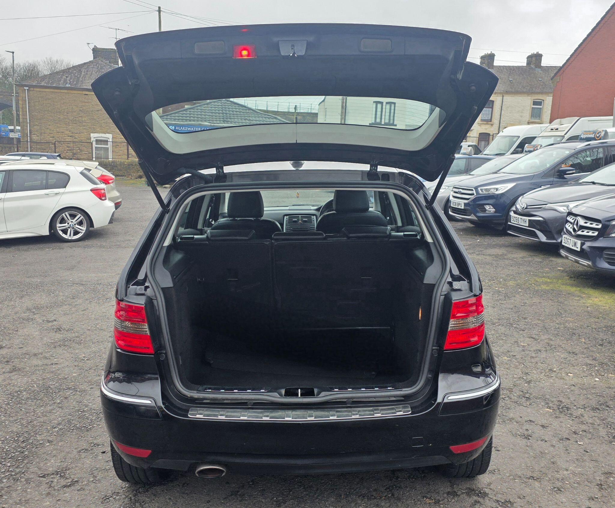 Mercedes B Class - Image 20