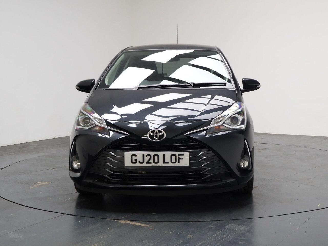 Toyota Yaris - Image 5