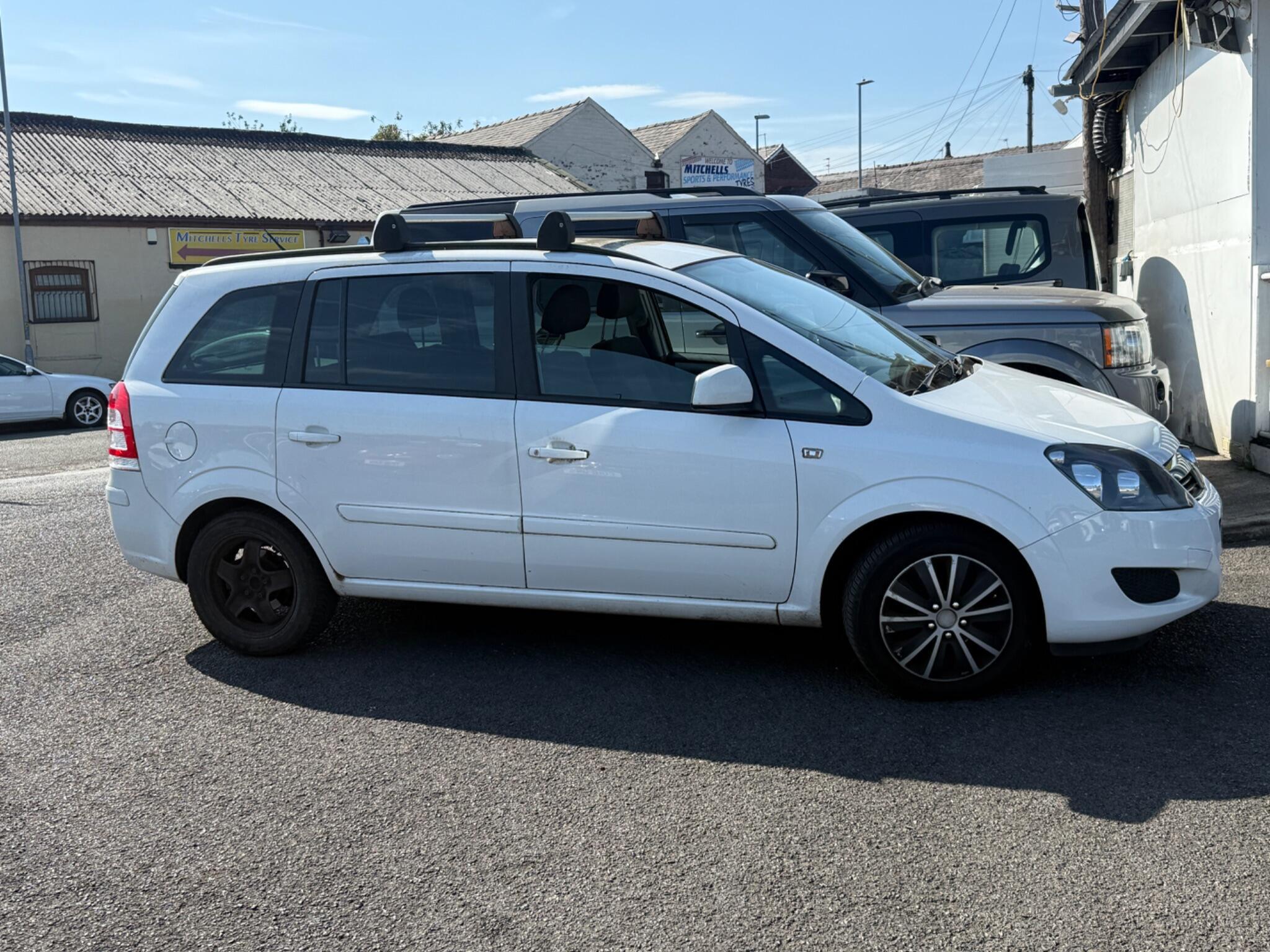 Vauxhall Zafira - Image 2