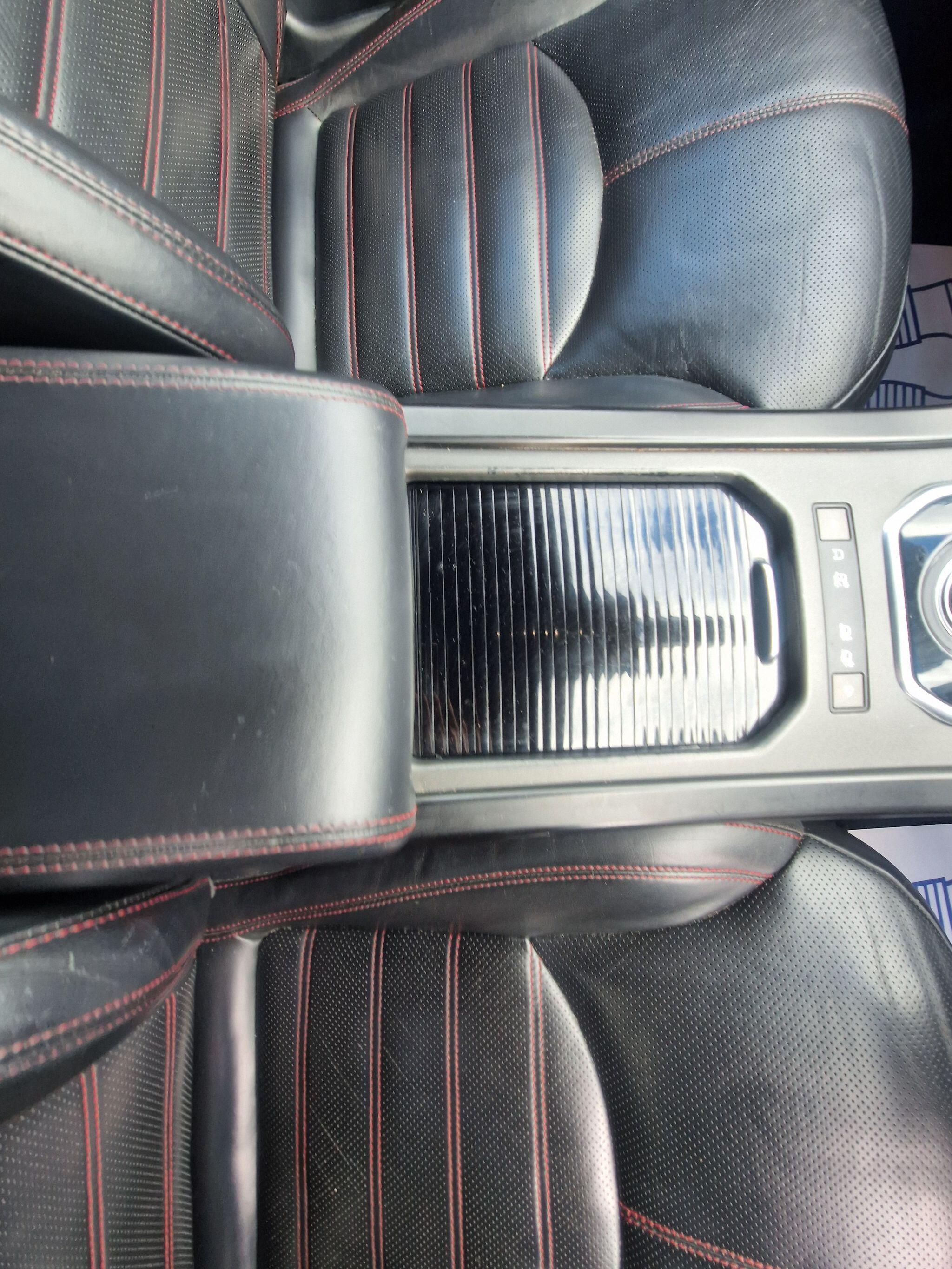 Land Rover Range Rover Evoque - Image 29