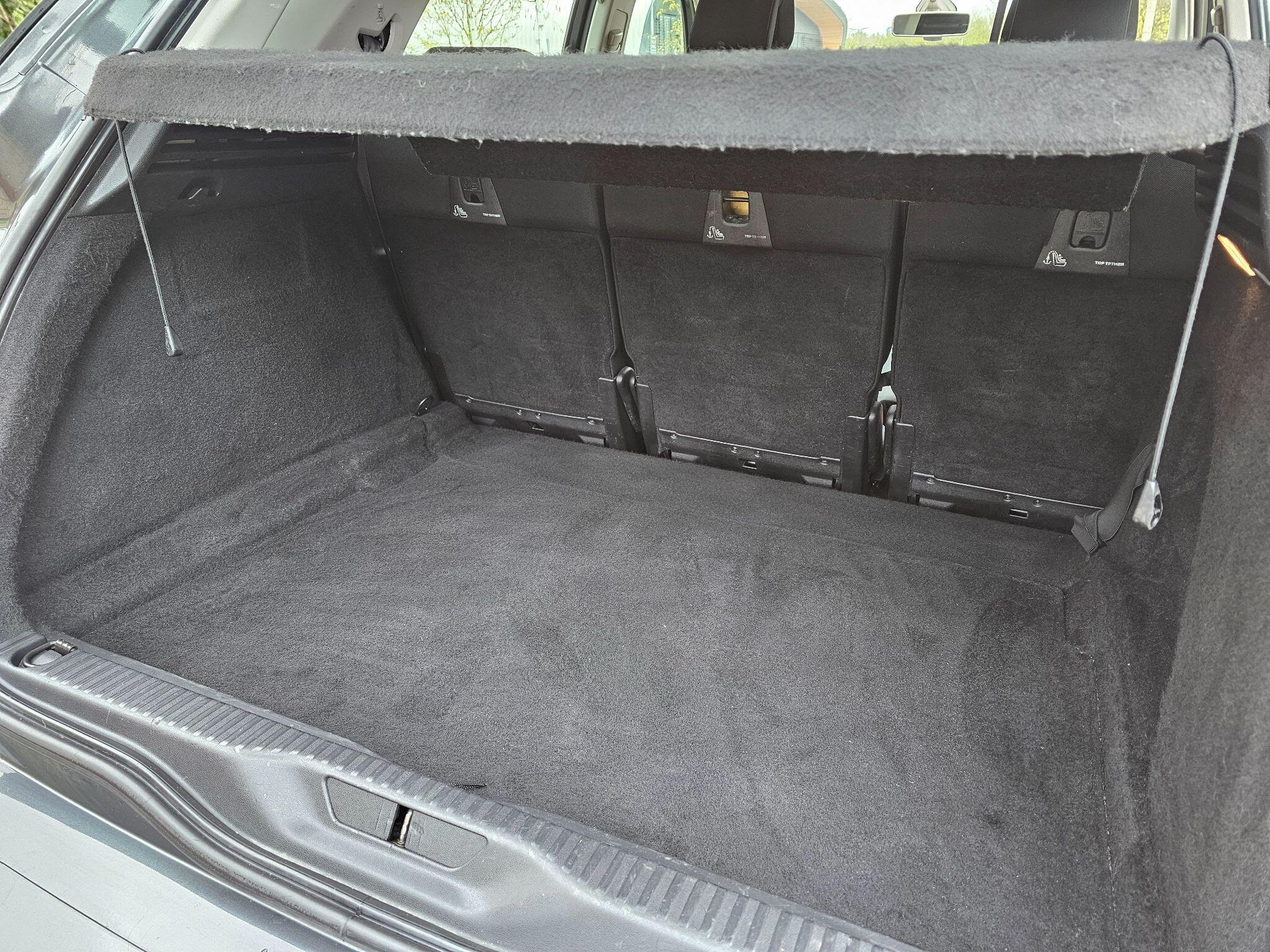 Citroen C4 Picasso - Image 23