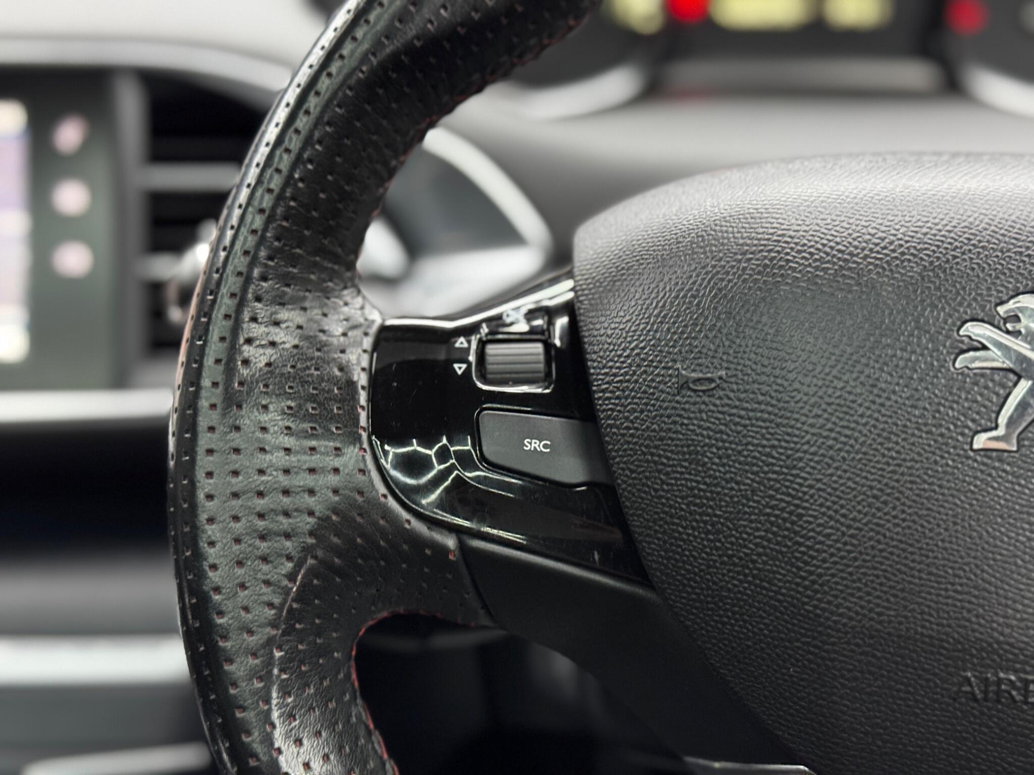 Peugeot 308 - Image 20